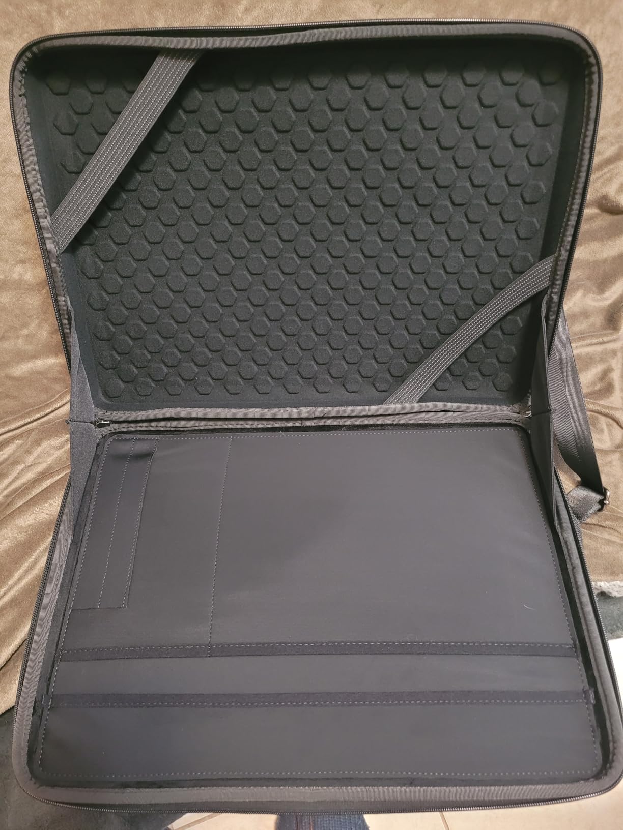 Smatree Heavy Duty Hard Case for 16 inch Lenovo Legion Pro 7/7i/5i/5 Gen 8, for Legion 5 Pro Gen7/ Slim 5i Gen8/ Slim 7i Gen8/7, for 15.6 inch Lenovo IdeaPad Gaming 3 Laptop (A800) customer photo 1