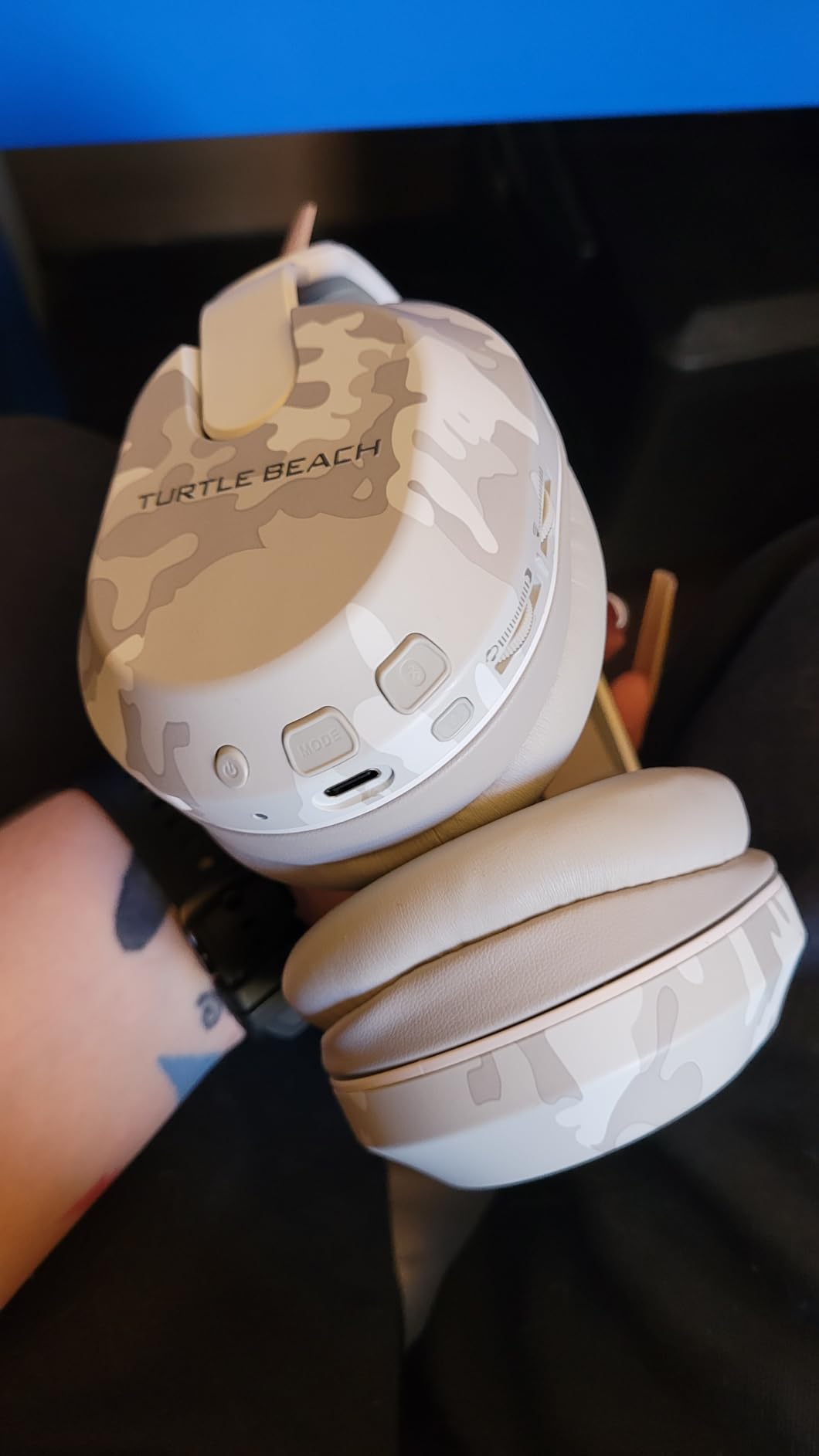 Turtle Beach Stealth 500 Wireless Gaming Headset Licensed for Xbox Series X|S, Compatible with Xbox One customer photo 1