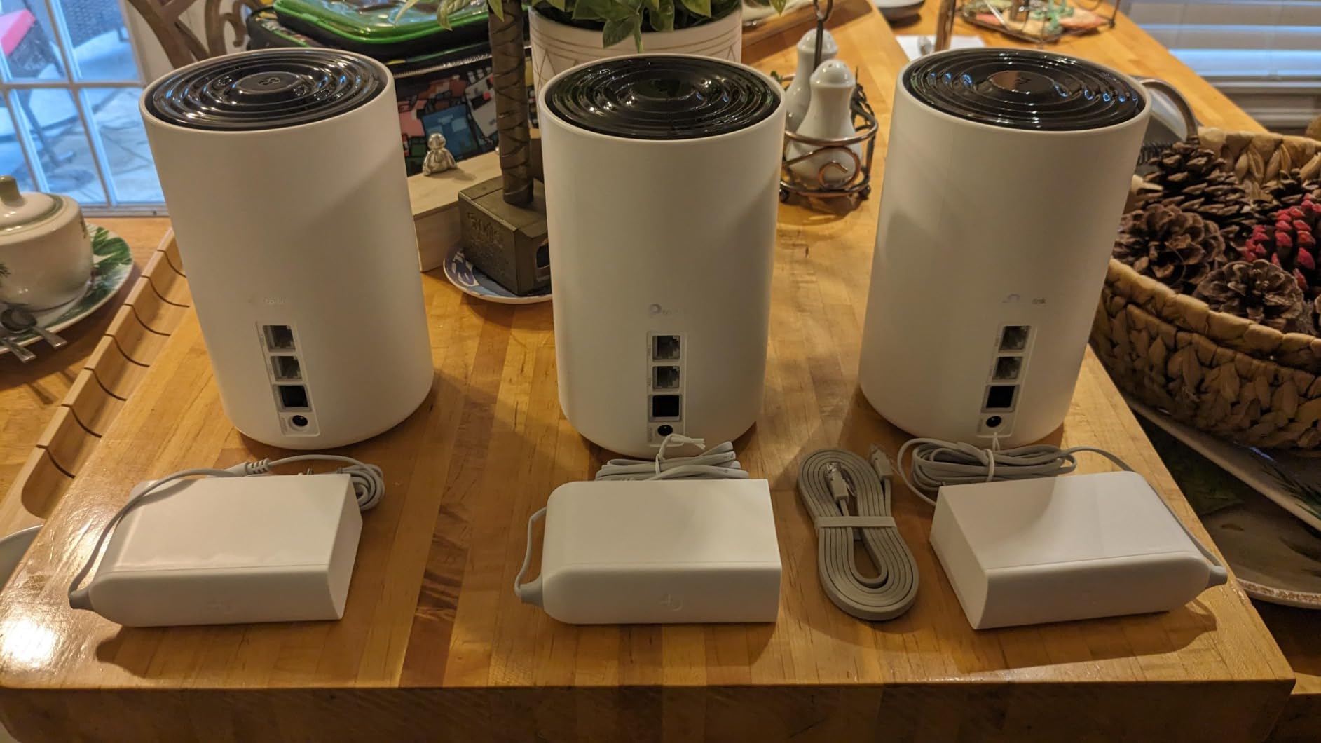 TP-Link Deco XE70 Pro AXE4900 Tri-Band WiFi 6E Mesh WiFi System - 2.5G WAN/LAN Ports, 4.9 Gbps Wi-Fi, 7,200 Sq. Ft Coverage, Connect up to 200 Devices, 6 GHz Band, 3-Pack customer photo 2