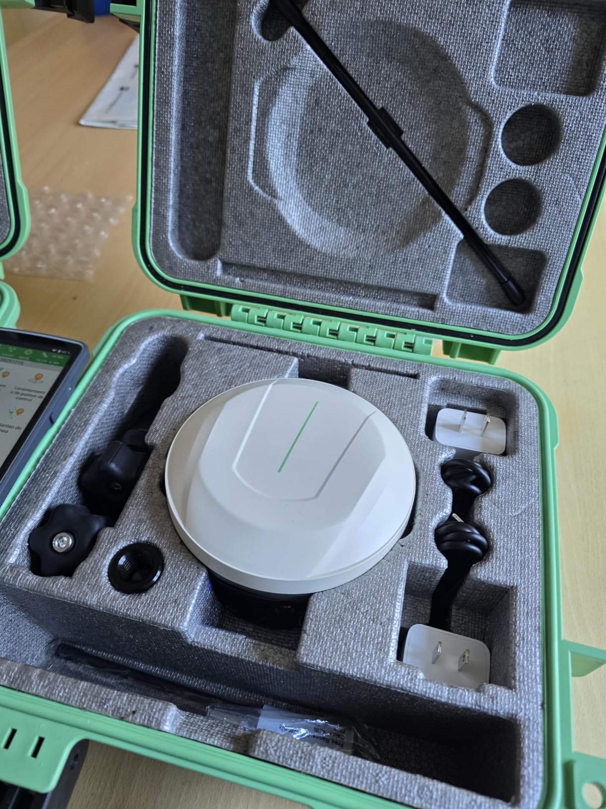 E1 GNSS Survey Equipment 20 Hours Endurance RTK GPS with IMU Rover & Base Handheld Collector with Survey Software RTK Surveying Equipment,1408 Channels, 15km UHF Range,60 Degree Tilt Survey customer photo 2