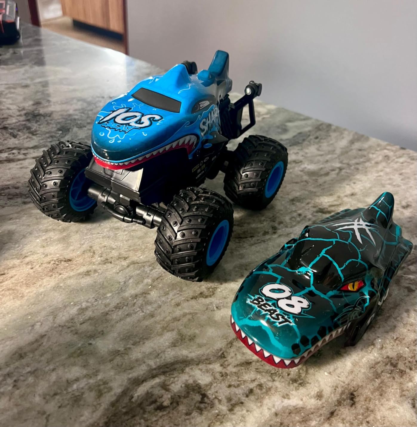 BEZGAR Monster Truck Toys - Remote Control Monster Truck with Light & Music, Dinosaur Toys for Kids, 1:20 Scale RC Truck with 360° Spins and Drifting, Remote Control Car for Boys 4-7 customer photo 2