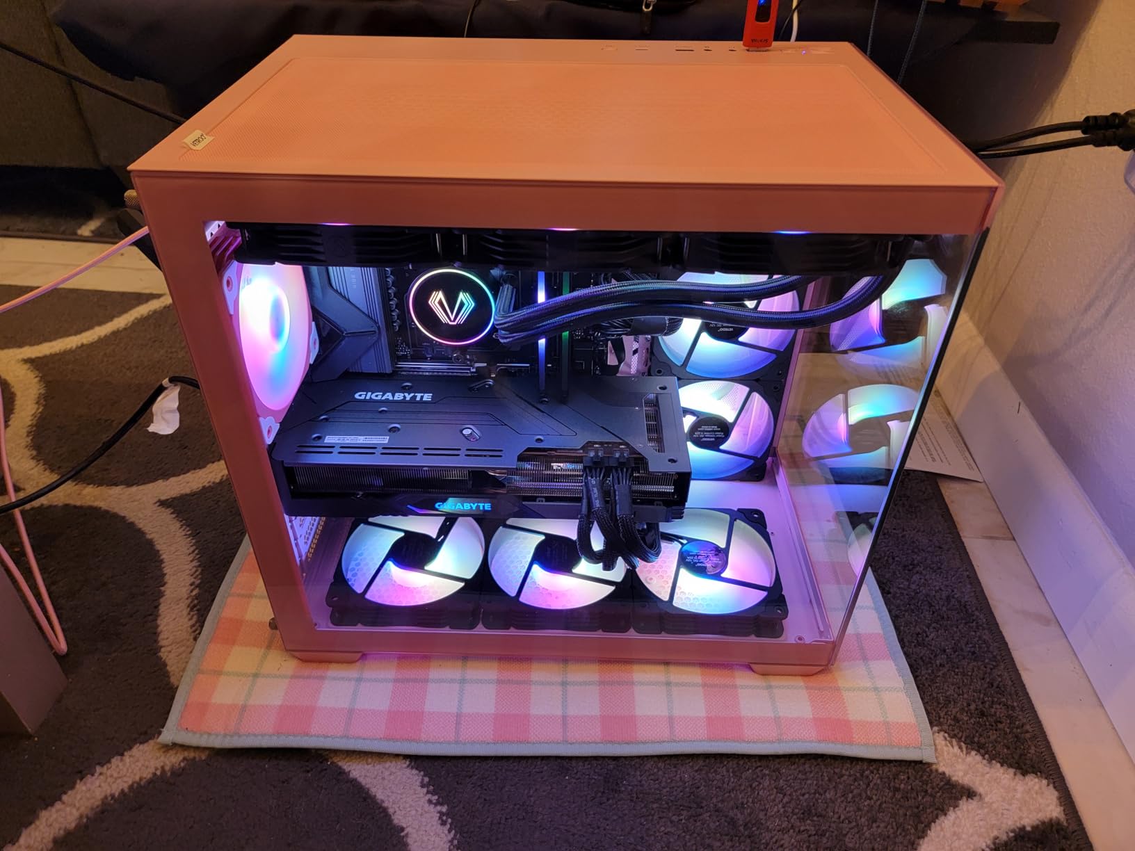 Vetroo SA-120 120mm FDB High Airflow PC Case Fan for Radiator/CPU Air Cooler/Computer Case, Fluid Dynamic Bearing, 5V 3-Pin ARGB & 4-Pin PWM Smart Control - White customer photo 2