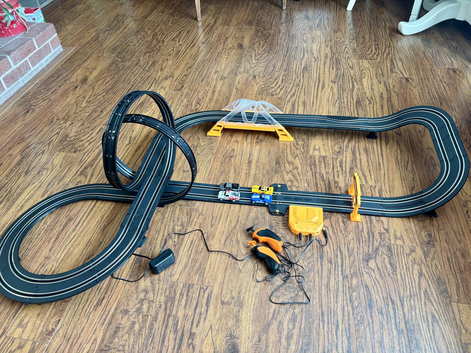 Slot Car Race Track Sets with 4 Slot Cars, Electric Race Car Track Include Slope Circular Overpass Track, Dual Racing Game Featuring Flash Bridge and Pendulum customer photo 1
