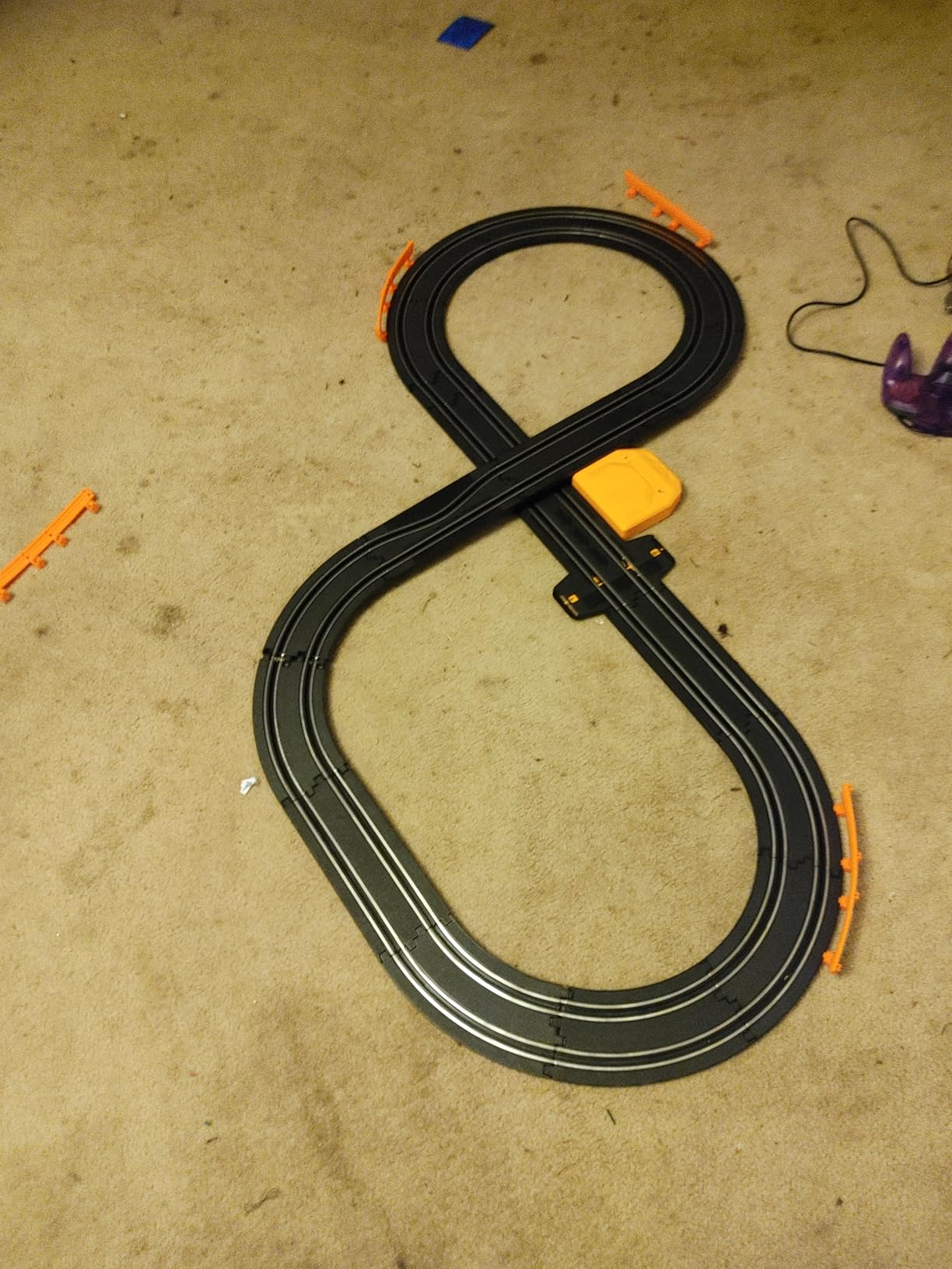 Slot Car Race Track Sets for Boys, Race Car Track with 2 High-Speed Slot Cars, Battery or Electric Car Track, Dual Racing Game Lap Counter Track Sets customer photo 2