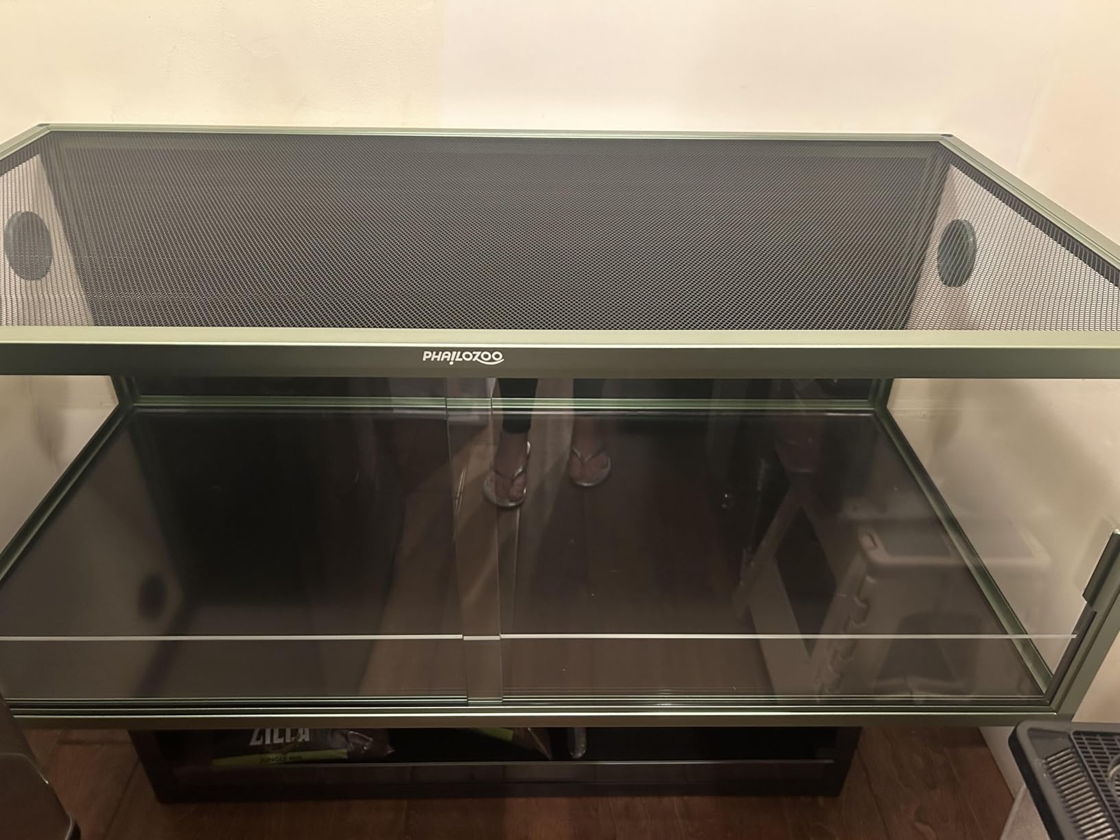 Phailozoo 50 Gallon Bearded Dragon Tank, Reptile Enclosure for Easy Maintenance, Front Opening Reptile Tank with Top Screen Ventilation & Glass Sliding Door 36''x18''x18'' customer photo 1