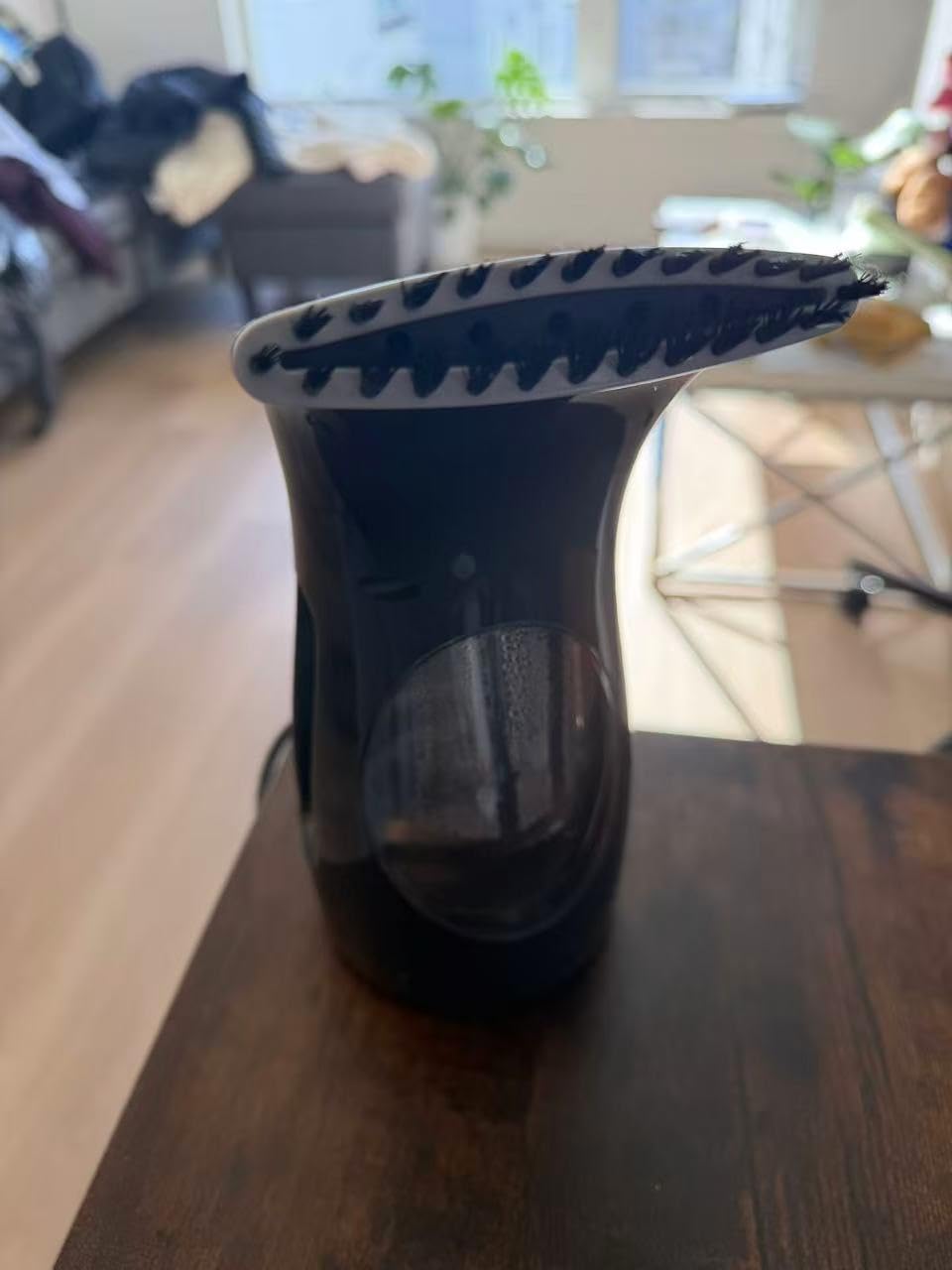 HiLIFE Steamer for Clothes, Portable Handheld Design, 240ml Big Capacity, 700W, Strong Penetrating Steam, Removes Wrinkle, for Home, Office(ONLY FOR 120V)-Black customer photo 1