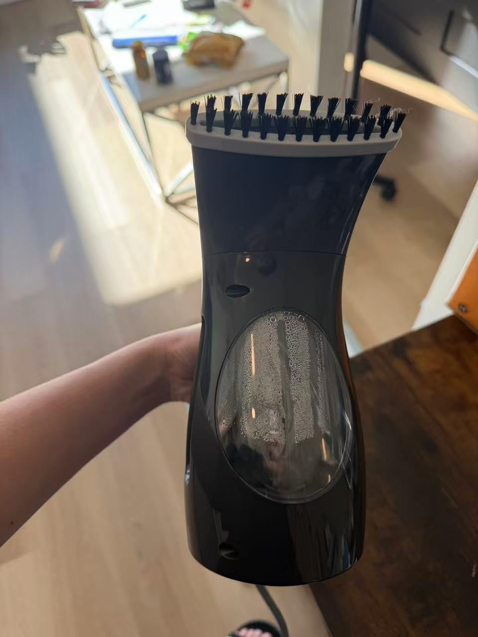 HiLIFE Steamer for Clothes, Portable Handheld Design, 240ml Big Capacity, 700W, Strong Penetrating Steam, Removes Wrinkle, for Home, Office(ONLY FOR 120V)-Black customer photo 2