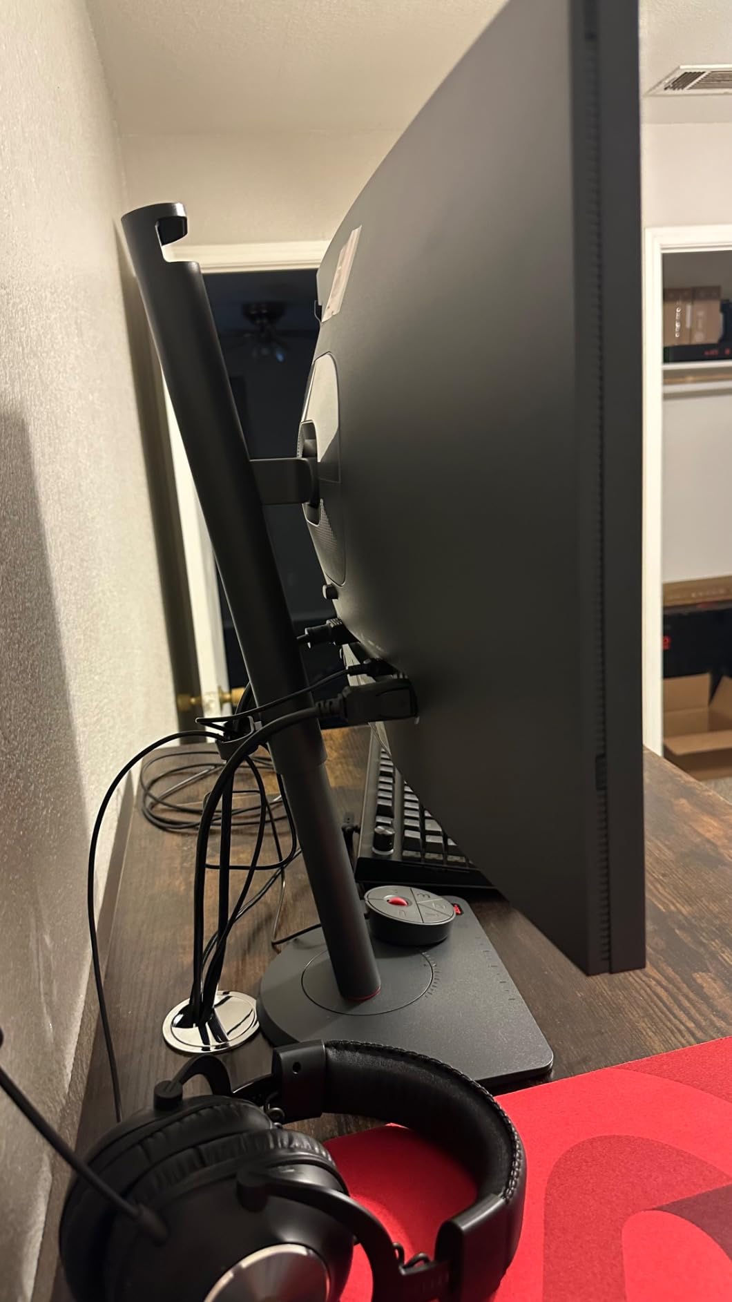 BenQ Zowie XL2566X+ 24.1 inch Fast TN 400Hz Gaming Monitor for Esports - Motion Clarity DyAc2, 1080p, XL Setting to Share, Shielding Hood, New Industrial Grade Ball Bearing Height Adjustment customer photo 2