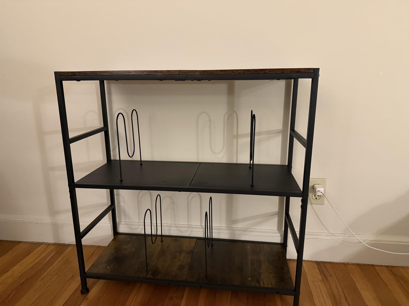3-Tier Vinyl Record Storage: Vintage Player Table with Spacious Storage - Up to 450 Records, Turntable Stand with Adjustable Dividers, Extra Top Surface for Audio Equipment, Perfect for Living Room customer photo 1