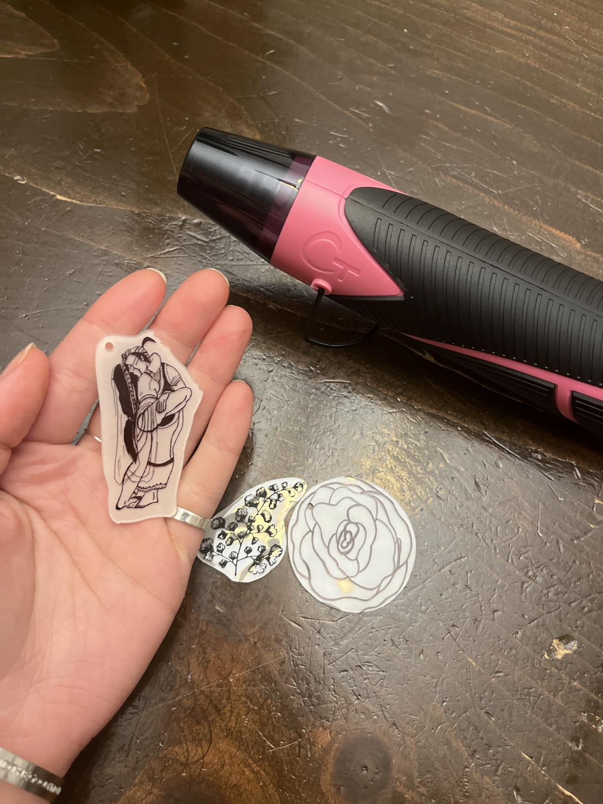 Heat Gun for Crafting, Mini Dual Temp Hot Air Gun Tool for Epoxy Resin, Shrink Wrapping, Vinyl Wrap, Embossing, Electronics, Candle Making, Sublimation, Phone Repair & DIY customer photo 2