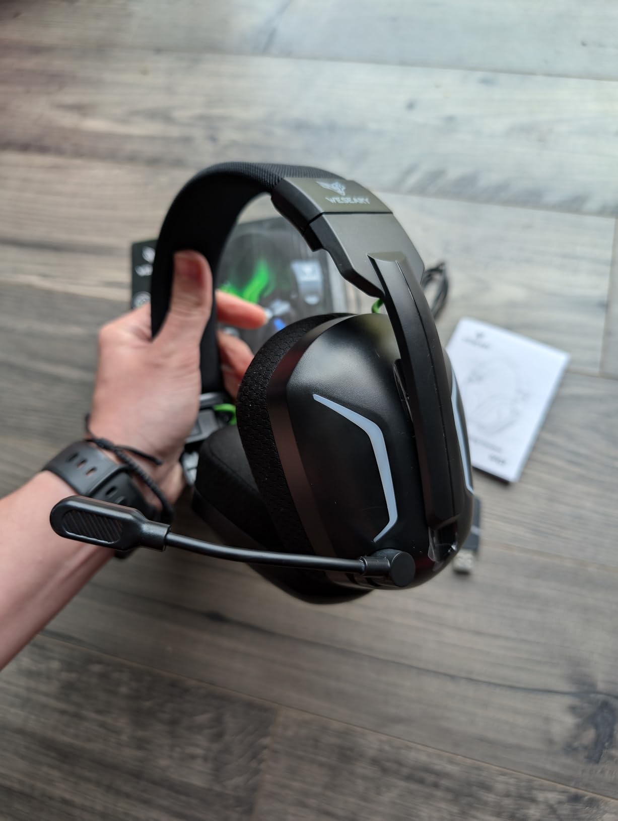 Wireless Gaming Headsets for PC, PS5, PS4, Switch, Mac, 2.4GHz Wireless Gaming Headphone with ENC Noise Canceling Microphone, Bluetooth 5.4, Cool Lighting, 50H Battery, 50mm Drivers customer photo 2