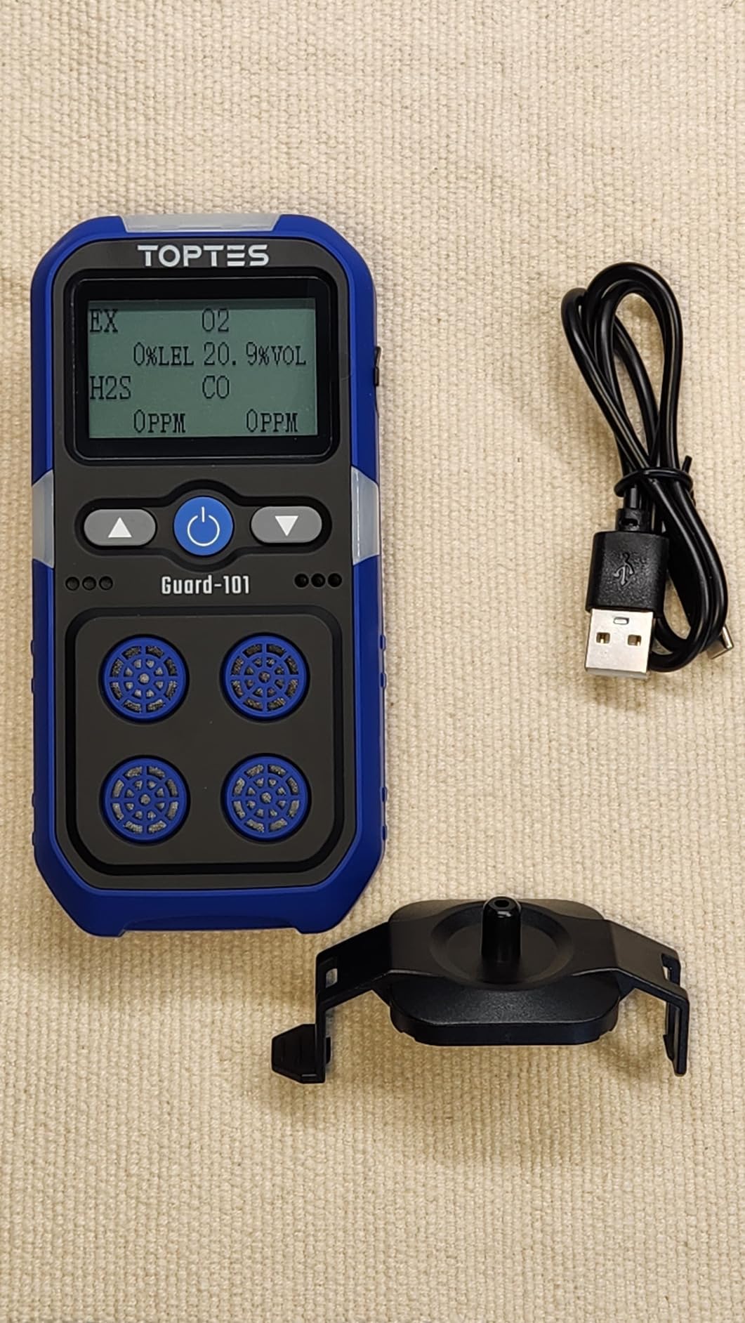 TopTes Guard-101 Gas Detector, 4 Gas Monitor for H2S, CO, LEL and O2, with Vibration, Visual and Audible Alarms, 14h Long Battery Life, Safety Explosion-Proof, for Work, Home customer photo 2