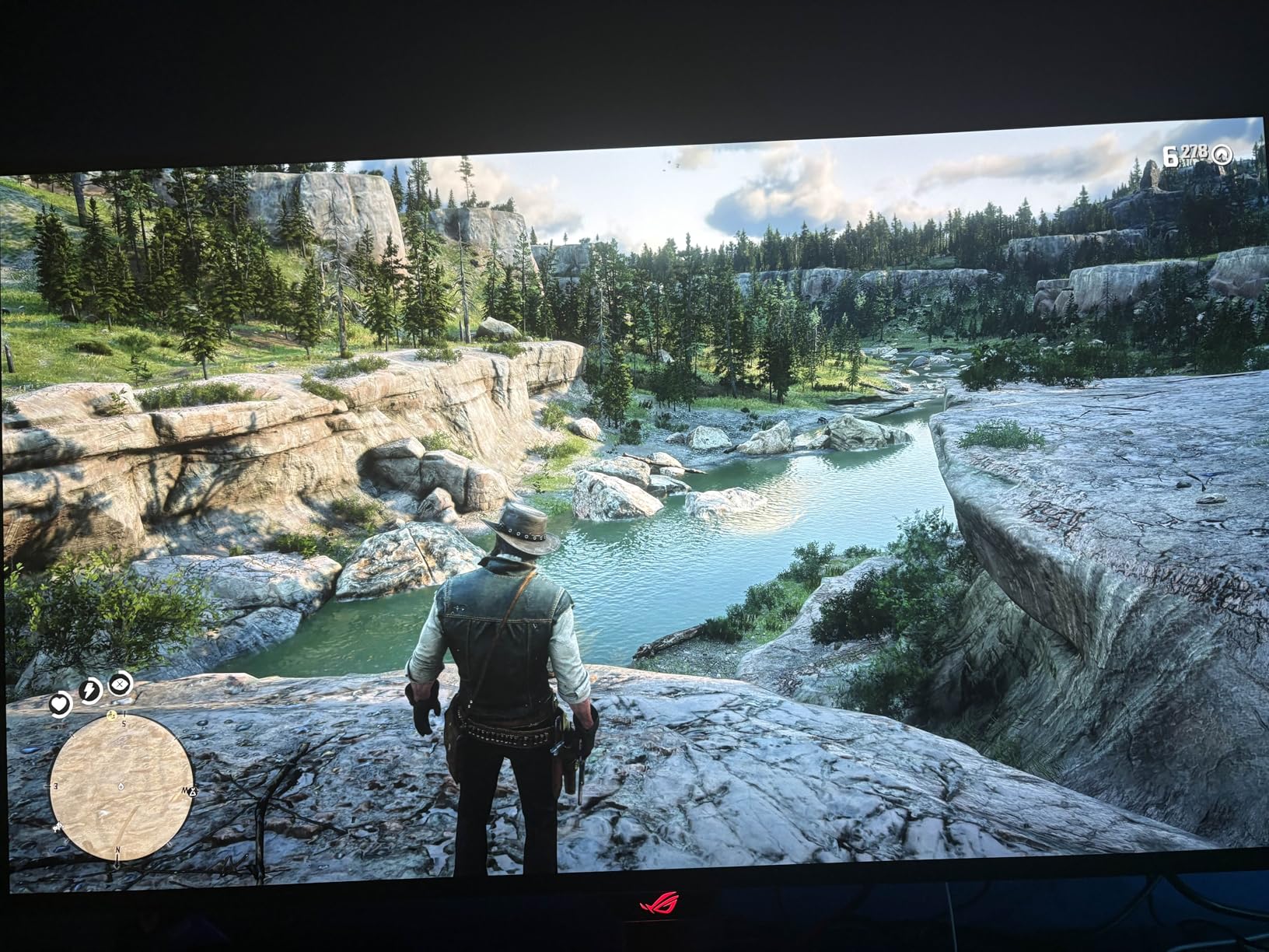 ASUS ROG Swift 32-inch 4K OLED Gaming Monitor (PG32UCDP) - WOLED, Dual Mode (4K 240Hz, FHD 480Hz), 0.03ms, G-SYNC Compatible, 99% DCI-P3 customer photo 2