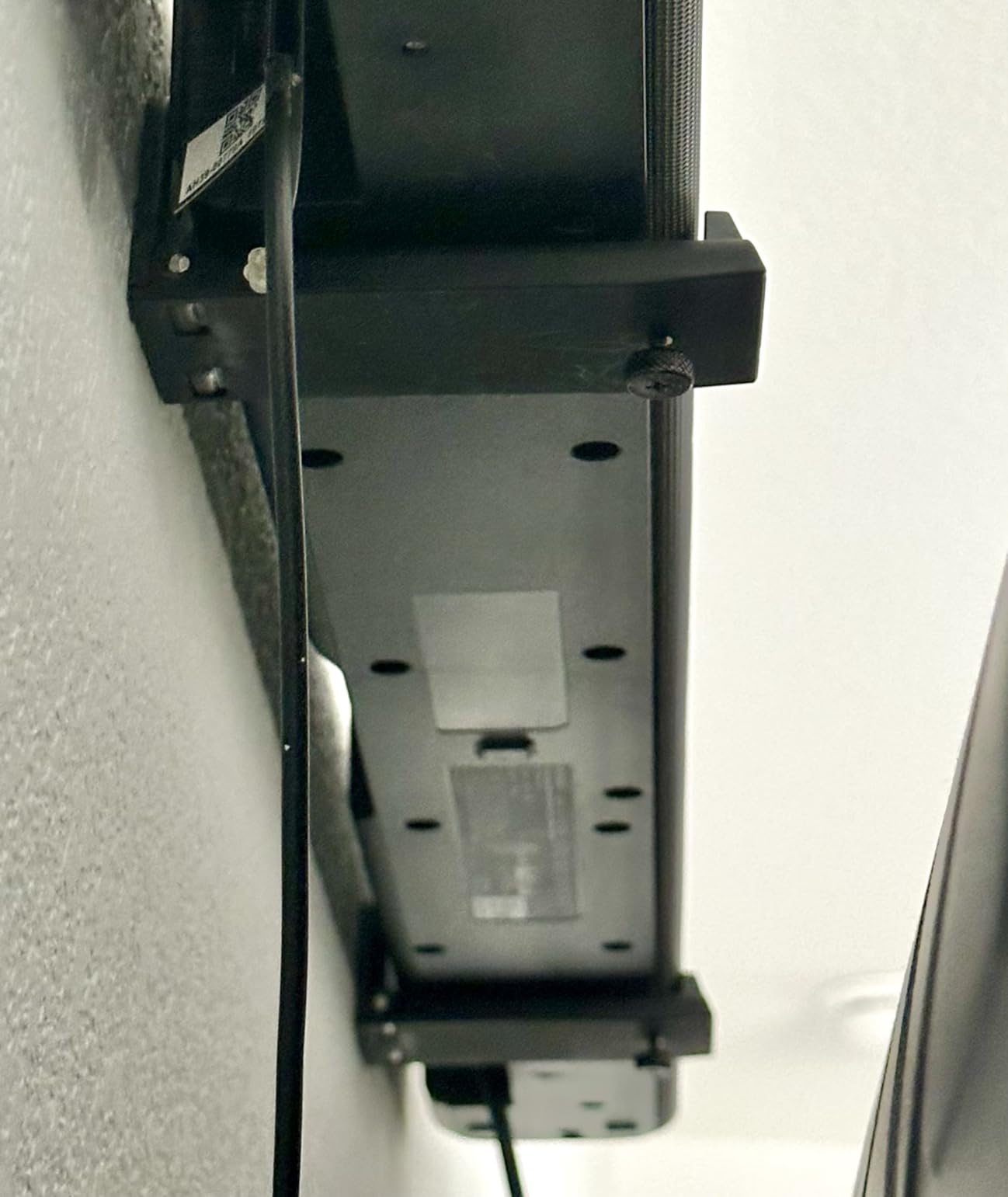ELETIUO Soundbar Wall Mount Bracket for Samsung, LG, Sony, JBL, Vizio, Sonos and More, Depth Adjustable 3.5