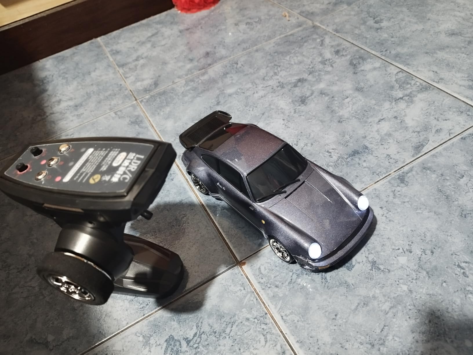 Skymaker 1/18 RC Drift Car with 3 Batteries Gyro LDRC LD1899 GTR R34 2.4GHz RWD Drifting Drift Cars for Adults customer photo 1
