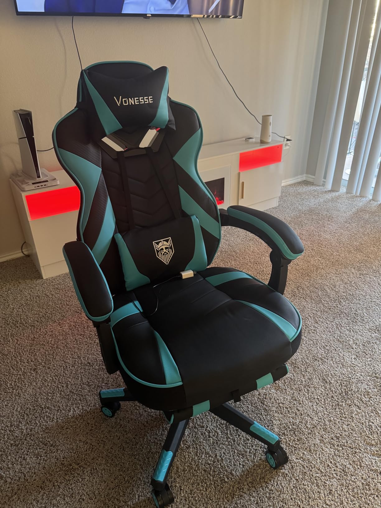 Vonesse Pink Gaming Chair, Big and Tall Gaming Chair with Footrest and Massage, Gaming Chairs for Adults with Lumbar Support, Ergonomic High Back Computer Chair with Pocket Spring Cushion (White/Pink) customer photo 1