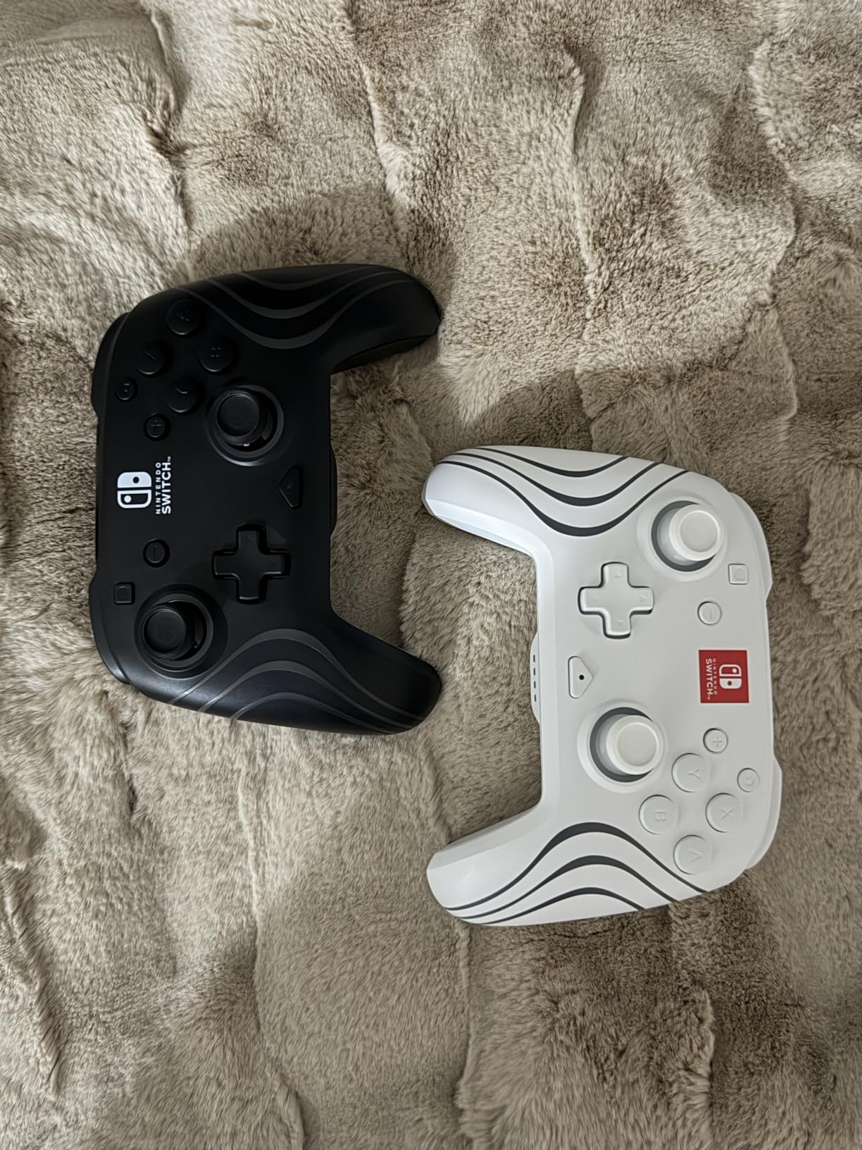 PDP Gaming Afterglow Wave Wireless Nintendo Switch Pro Controller - Officially Licensed, Nintendo Switch 2, Switch Lite/OLED, RGB LED Customization, App Controls, Rechargeable Battery Power - Black customer photo 1