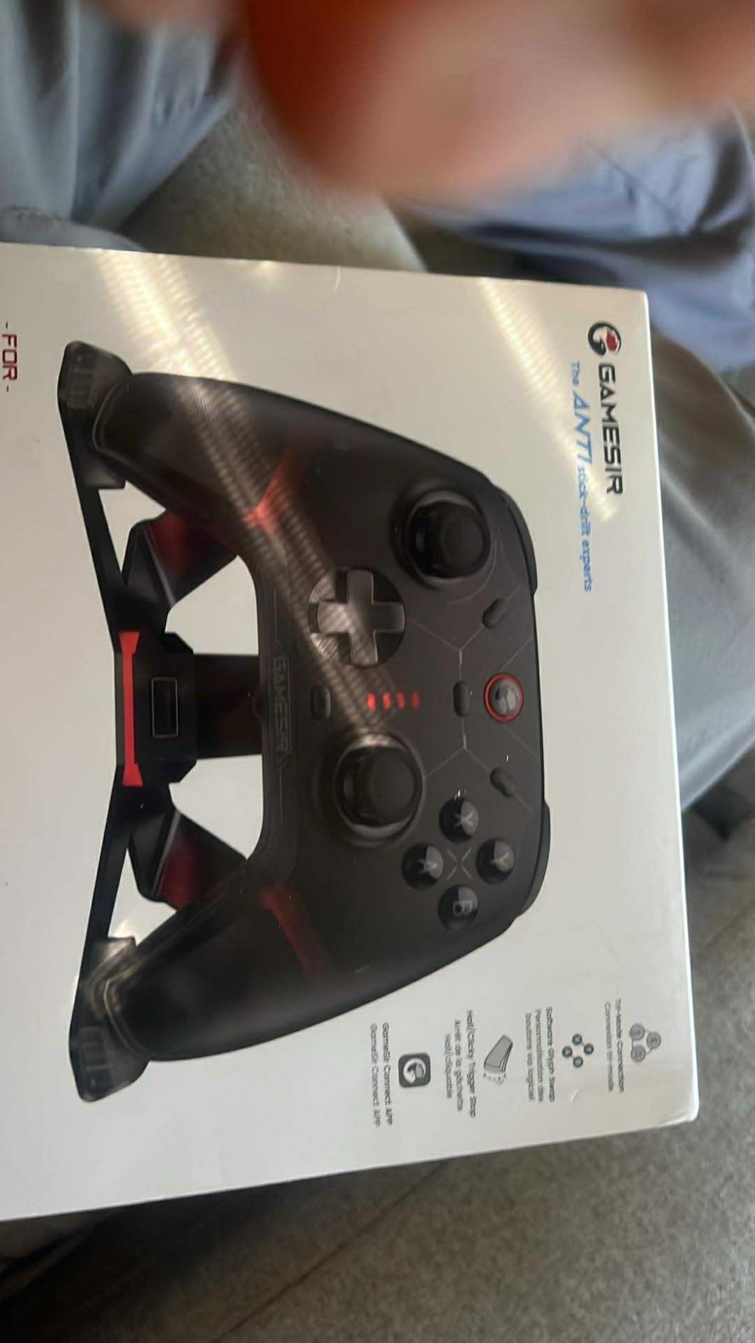 GameSir Cyclone 2 Wireless Controller - 1000Hz Polling Rate, TMR Joysticks, Hall/Micro 2-in-1 Triggers for PC/Switch/Switch 2/Android/iOS, PC Gaming Controller with Charging Dock (Black) customer photo 2