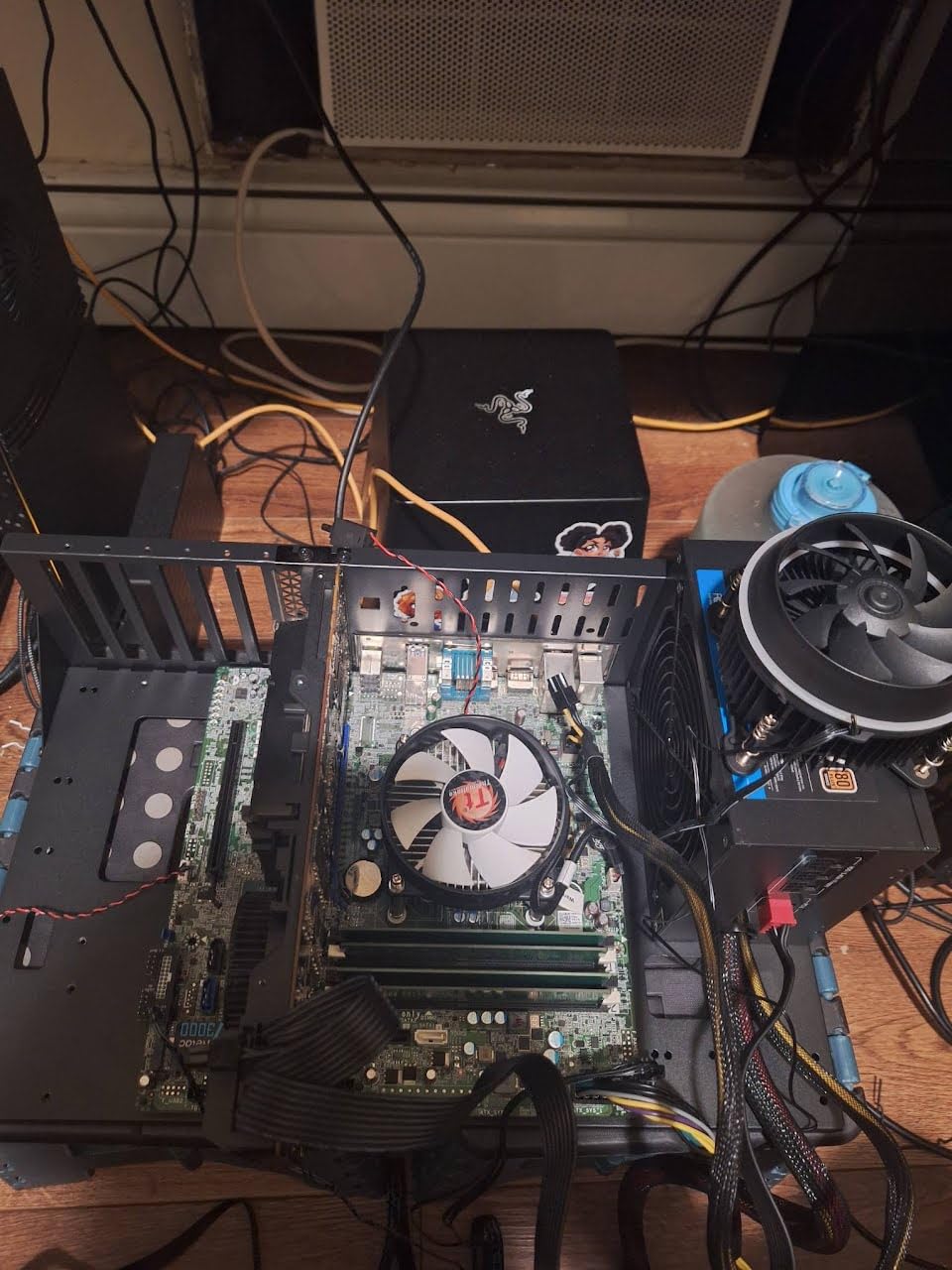 DIY Gaming Computer Case, Open Chassis Case Rack for ATX/M-ATX/ITX Motherboards,Widely Body Heat Dissipation Design,Test Bench, Mid Tower,Computer Motherboards Test Bench customer photo 1