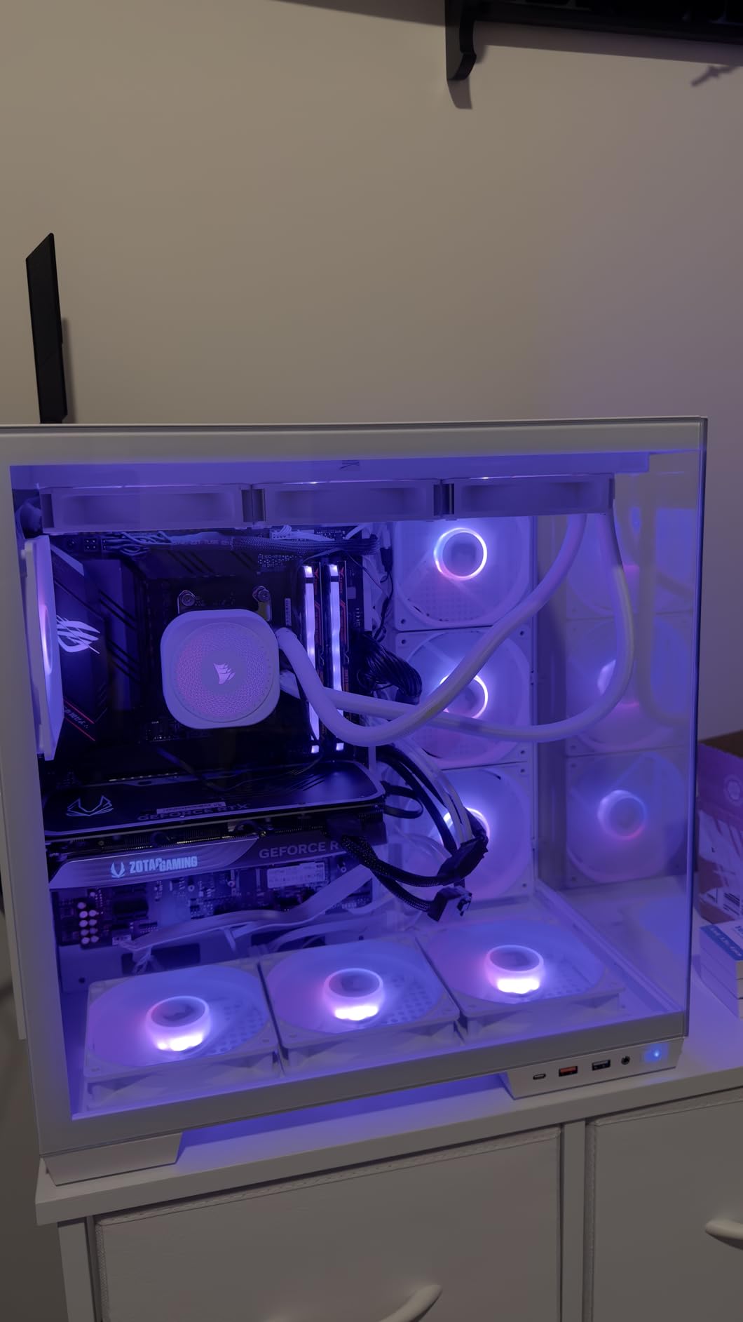 CORSAIR Nautilus 360 RS ARGB Liquid CPU Cooler - 360mm AIO - Low-Noise - Daisy-Chain - Intel LGA 1851/1700, AMD AM5/AM4 customer photo 1