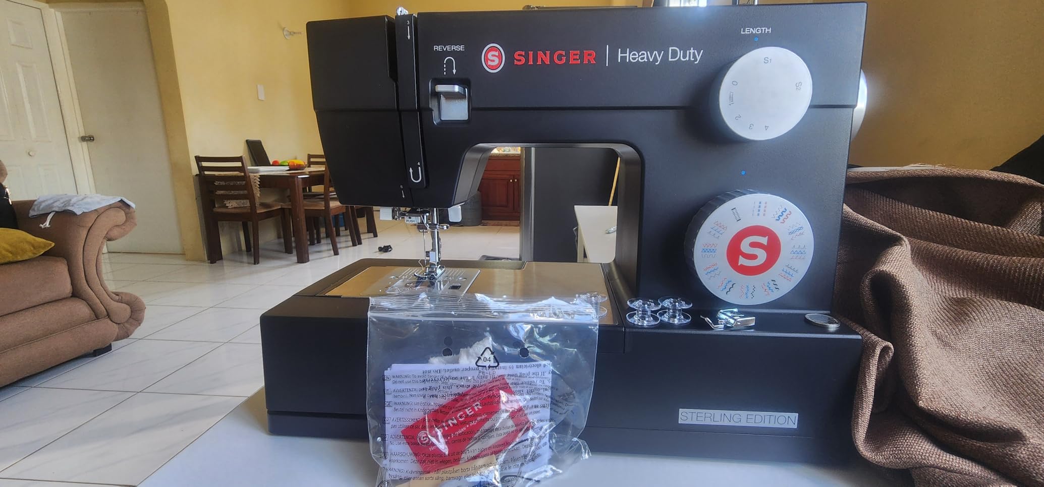 SINGER® Sterling Edition Heavy Duty 4432 Sewing Machine with Accessory Kit | Strong Motor with Enhanced Piercing Power, 110 Stitch Applications, Full Metal frame & 1-step Buttonhole customer photo 2