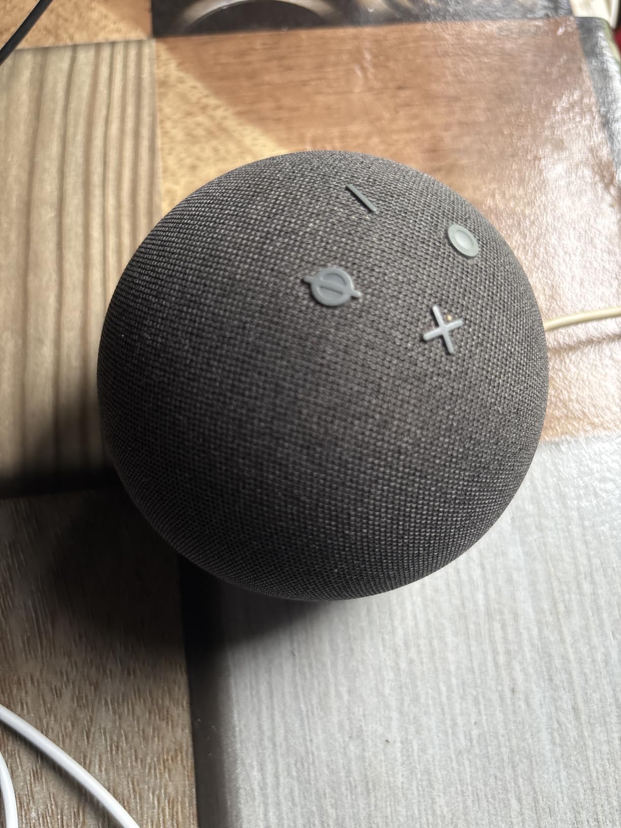 Echo Dot with Amazon Basics Smart Color Bulb customer photo 1