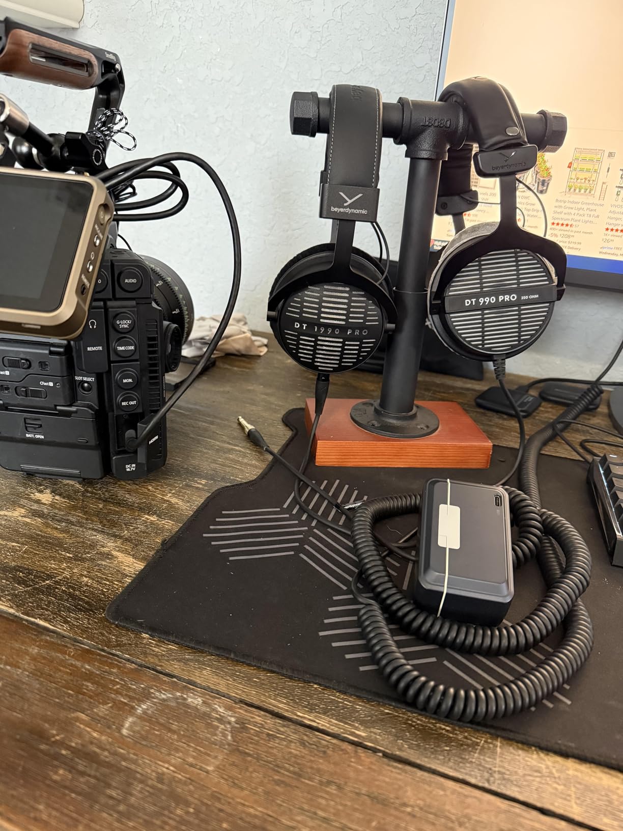 beyerdynamic DT 1990 PRO MKII, Open Back, Professional Recording Studio Monitor Headphones for Mixing, Editing customer photo 1