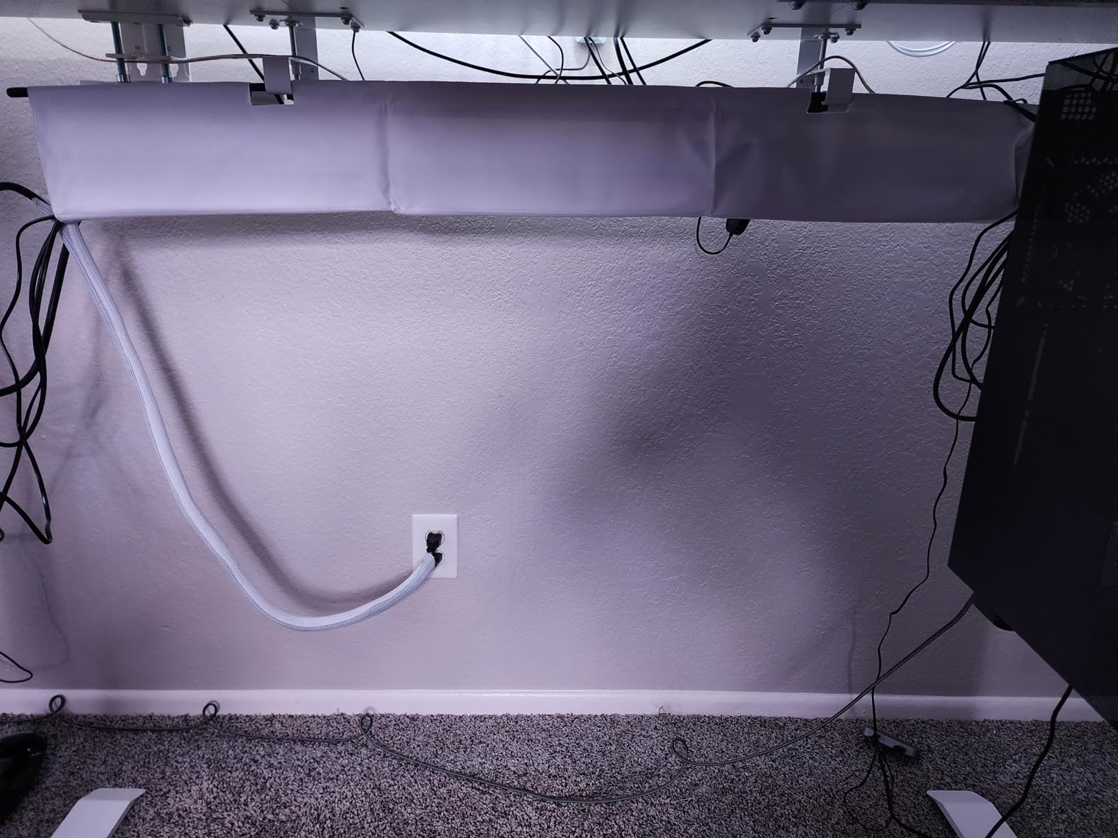 Univivi No Drill Under Desk Cable Management Tray, 36