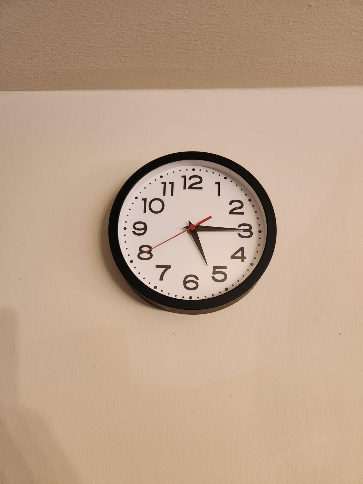 Atomic Wall Clock 10 Inch, Modern Clock Battery Operated Classic Analog Decorative for Kitchen, Living Room, Office, Bedroom, Bathroom (Black) customer photo 1