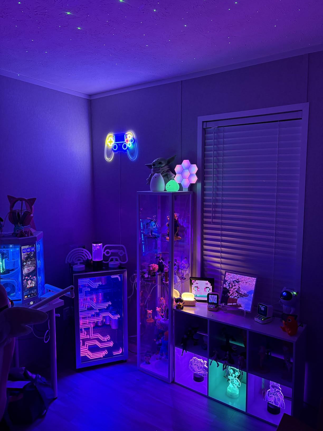 Manastin Gaming Light Up Beverage Refrigertor, Led Lighting Door 120 Cans Freestanding Beverage Fridge, Cyberpunk Beverage Cooler for Gaming, Gaming Room, Bar, Party (Lighting) customer photo 2