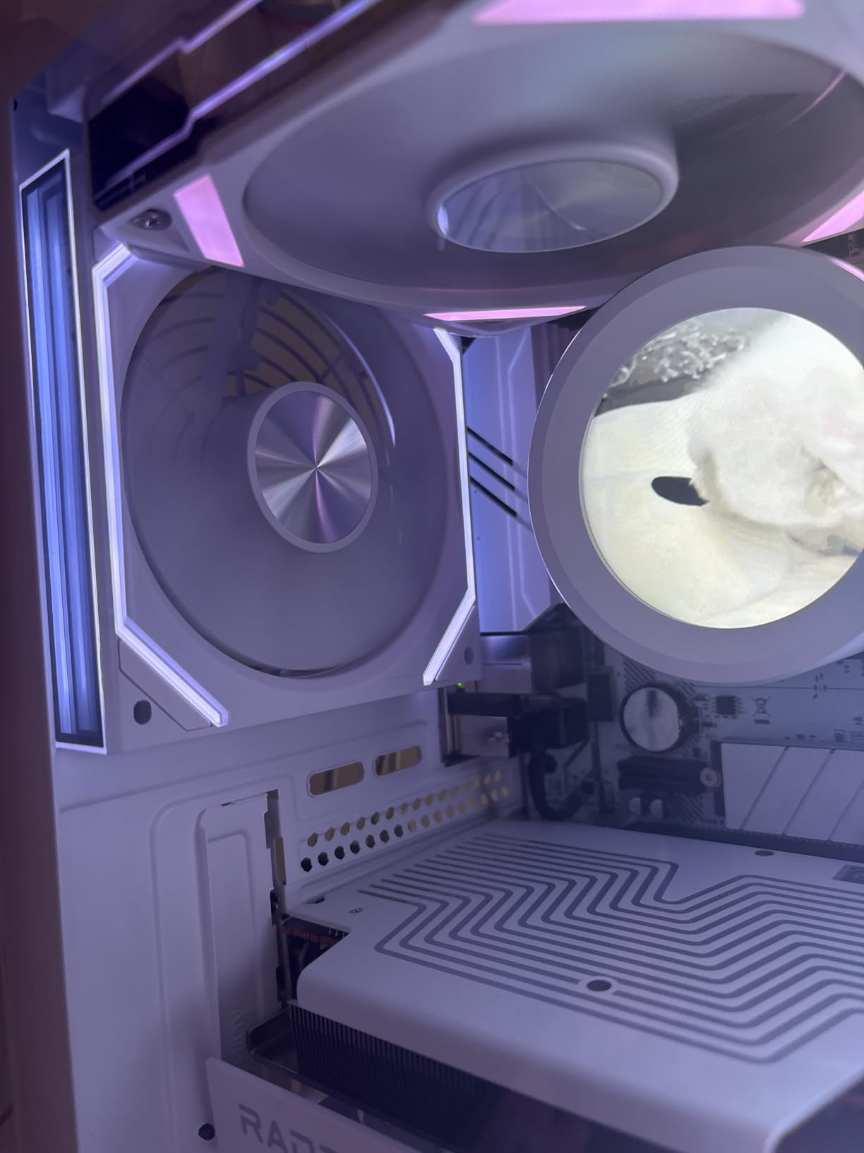 AsiaHorse Dawn 120mm Case Fan, ARGB PWM 1850RPM/71CFM Airflow, Forward & Reverse Blade Design, Low Noise, Precision HDB Bearings High Performance UNI PC Fan Modular Daisy Chain customer photo 2