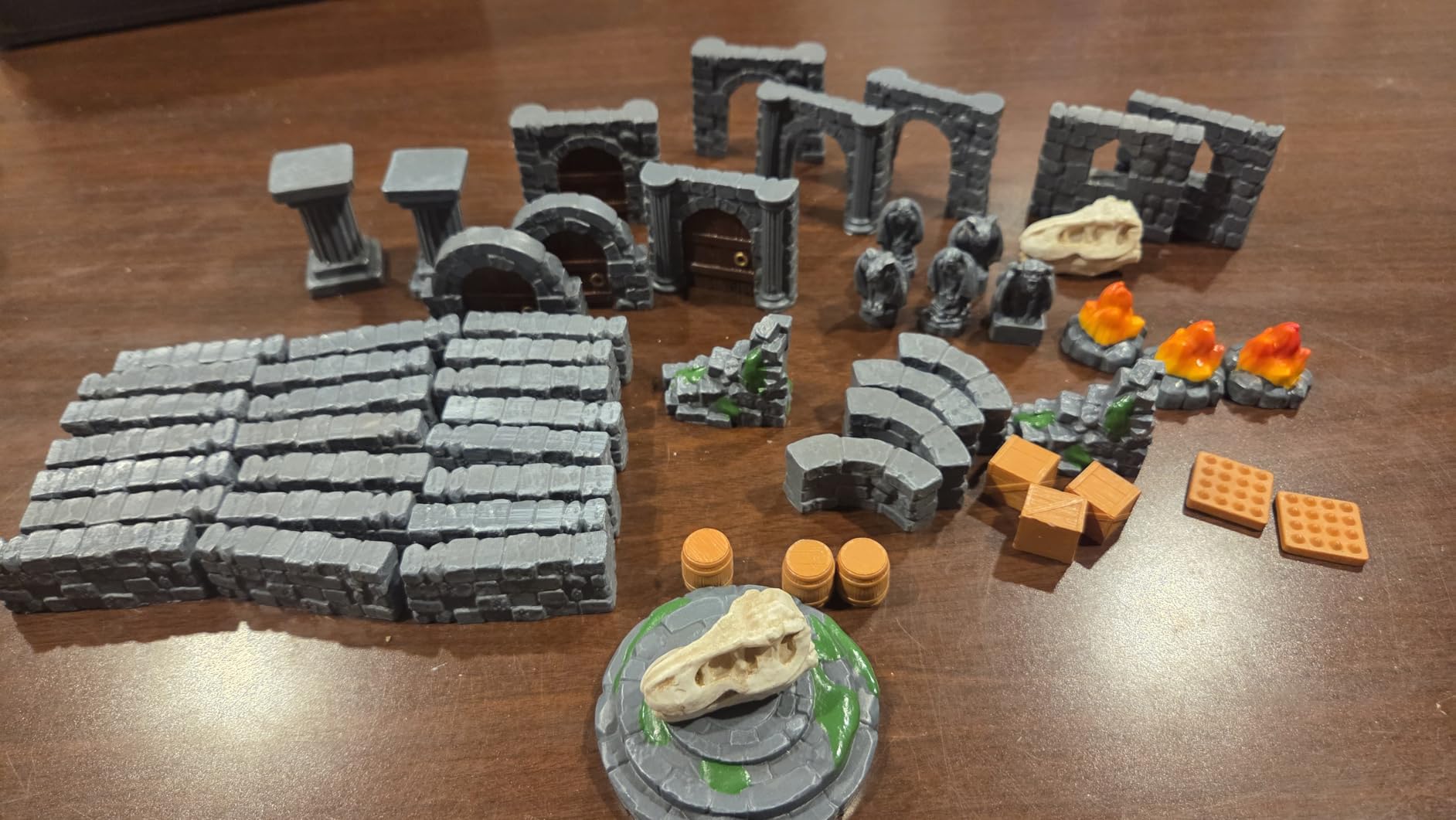 Warmtree 60 Pcs Modular Dungeon Walls,28mm Miniature Terrain Building Accessories for Tabletop Scene Diorama Supplies Battle Grid Mat Accessory customer photo 2