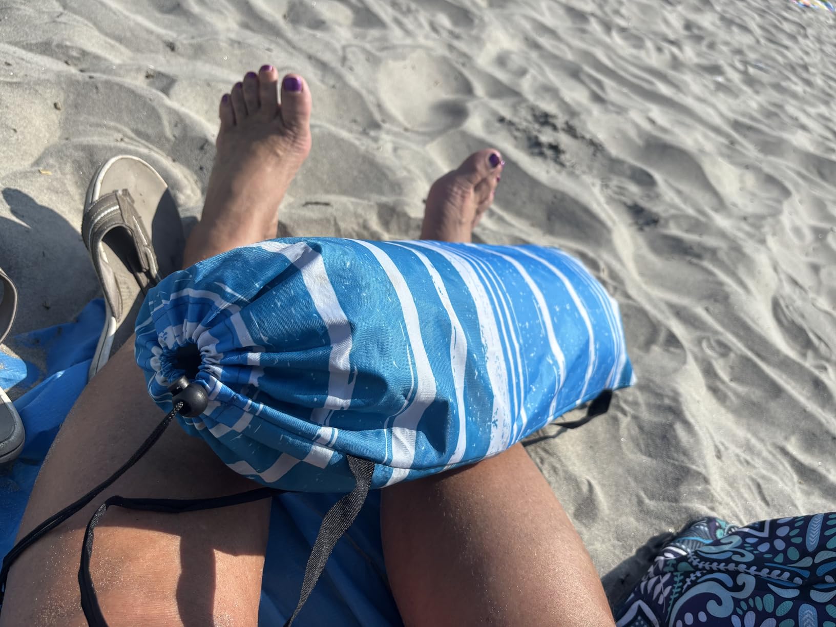 6.5ft Beach Umbrella - Heavy Duty Wind Resistant UV 50+ Portable Sun Shade with Sand Anchor & Carry Bag, Outdoor Folding Umbrella for Beach, Pool, Patio, Garden (Blue Stripe) customer photo 1