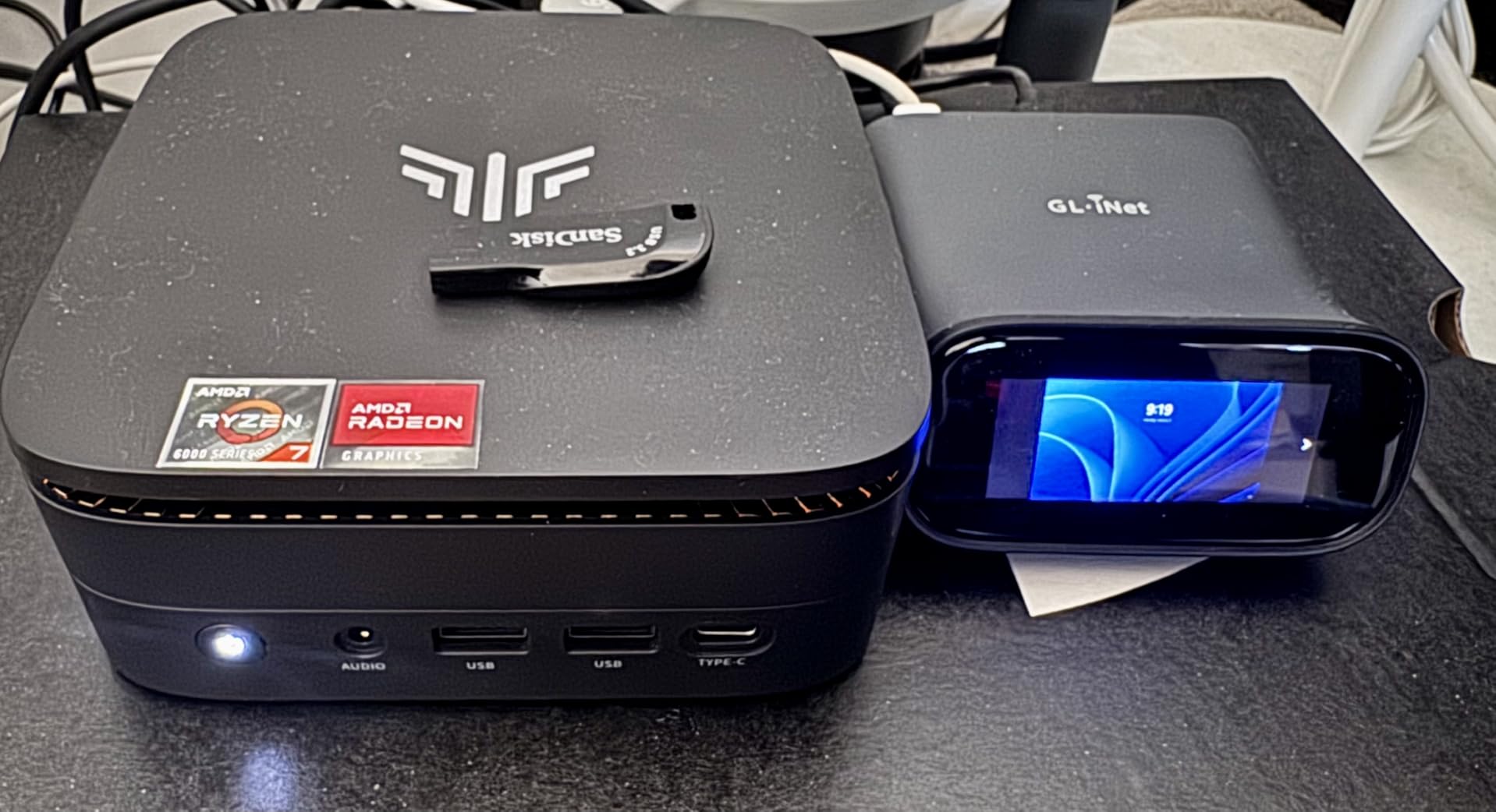 KAMRUI Hyper H1 Mini Gaming PC, AMD Ryzen 7 7735HS, 24GB LPDDR5 5500MHz 1TB M.2 NVMe PCIe3.0x4 SSD Mini PC(8C/16T,up to 4.75GHz), 16MB L3 Smart Cache, Triple 4K Display/WiFi6/BT5.2/Mini Desktop PC customer photo 1