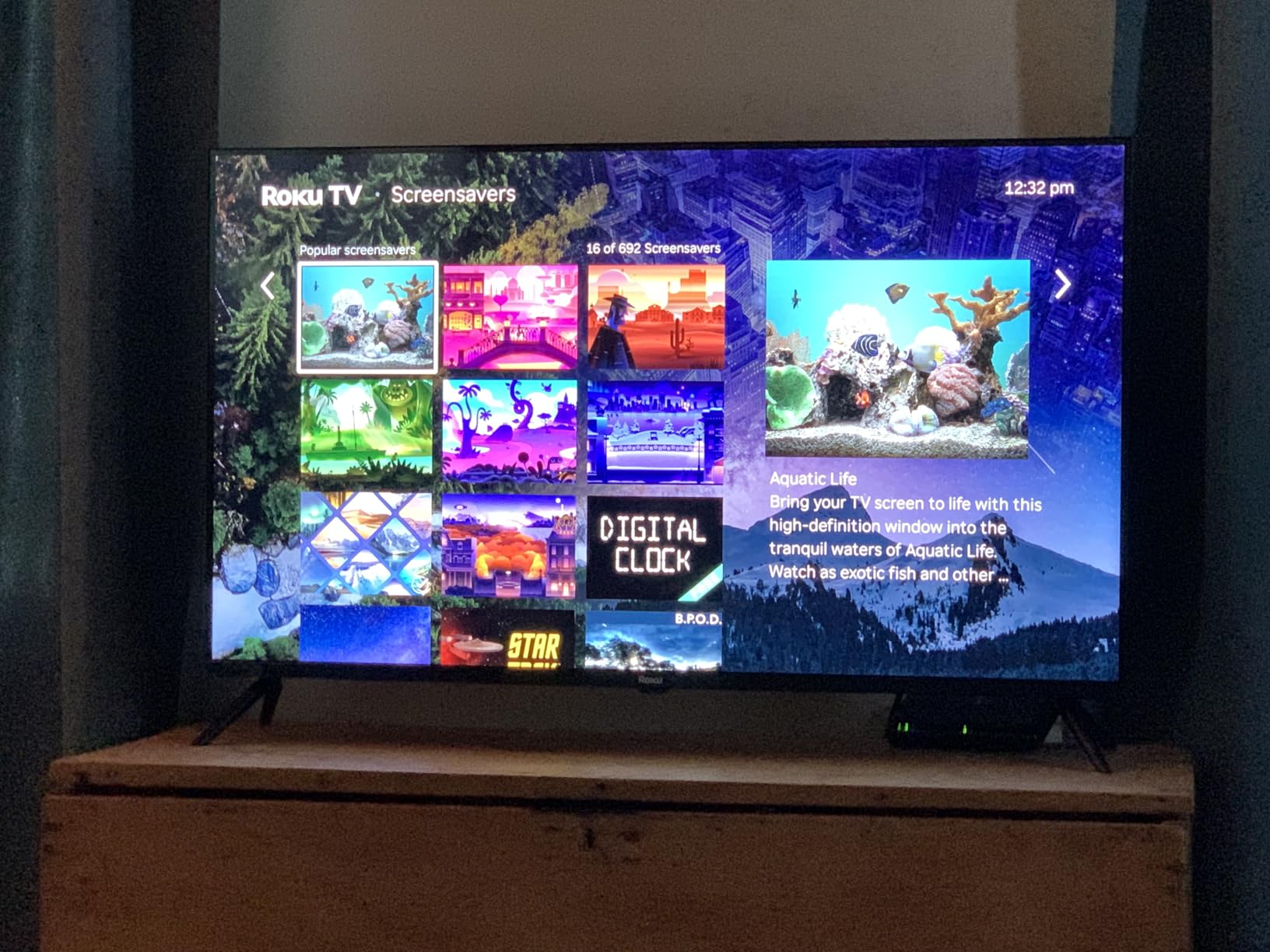 Roku Smart TV - 55-Inch Select Series, 4K HDR TV with Enhanced Voice Remote, Flat Screen LED Television with Wi-Fi for Streaming customer photo 1