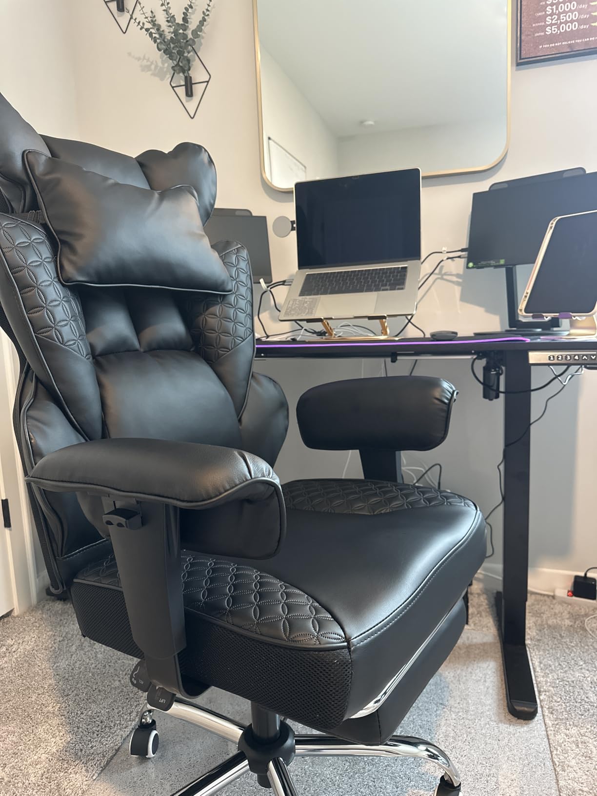 GTPLAYER Big and Tall Gaming Chair 400lbs Heavy Duty Office Chair with Foot Rest & Ergonomic Pocket Spring Lumbar Support, High Back 3D Saddle Shaped Cushion for Back Pain Relief, Matte-Black customer photo 1