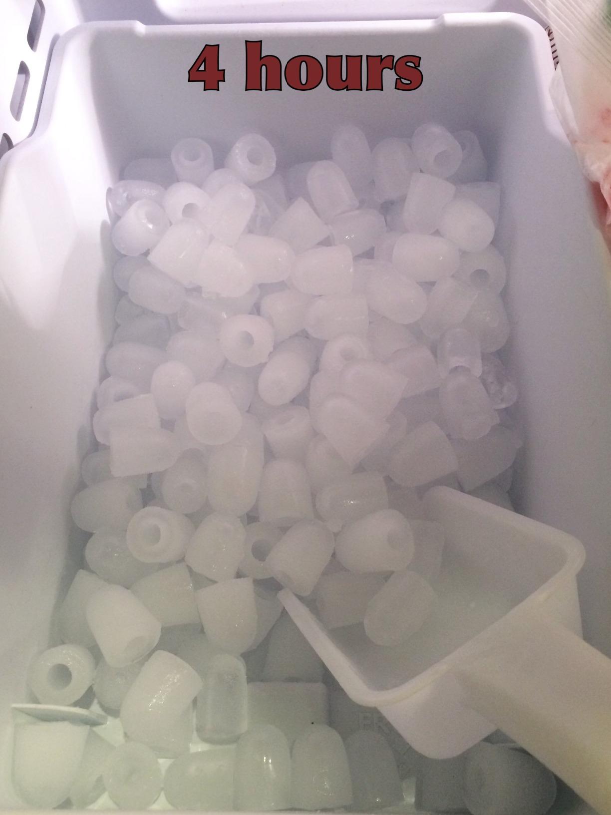 hOmeLabs Countertop Ice Maker - 9 Ice Cubes in Just 6 Minutes, 26lbs in 24Hrs, 2 Ice Sizes, Self-Cleaning, Includes Ice Scoop & 5 Ice Bags, Black Portable Ice Maker for Home/Kitchen/Bar/Dorm/RV customer photo 2