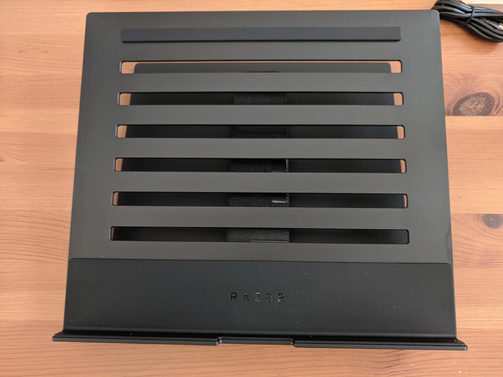 Razer Adjustable Laptop Stand: Supports Phones, Tablets, Laptops, Macbooks up to 18