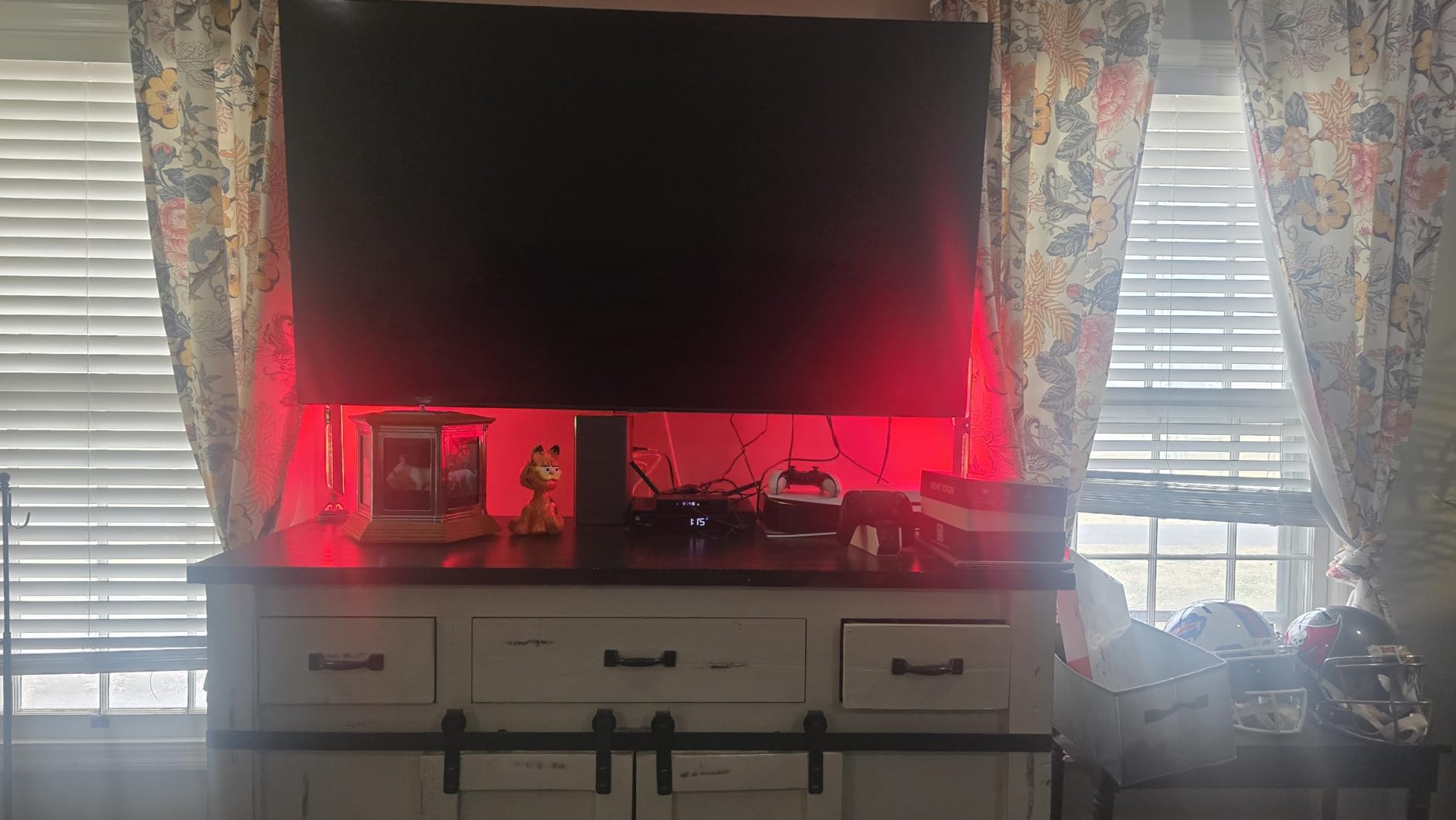 Govee Gaming Light Bars Pro, Upgraded 16-Inch Smart Triple-Sided RGBIC Illumination Wi-Fi LED Gaming Lights, Music Sync & 60+ Scene Modes customer photo 1