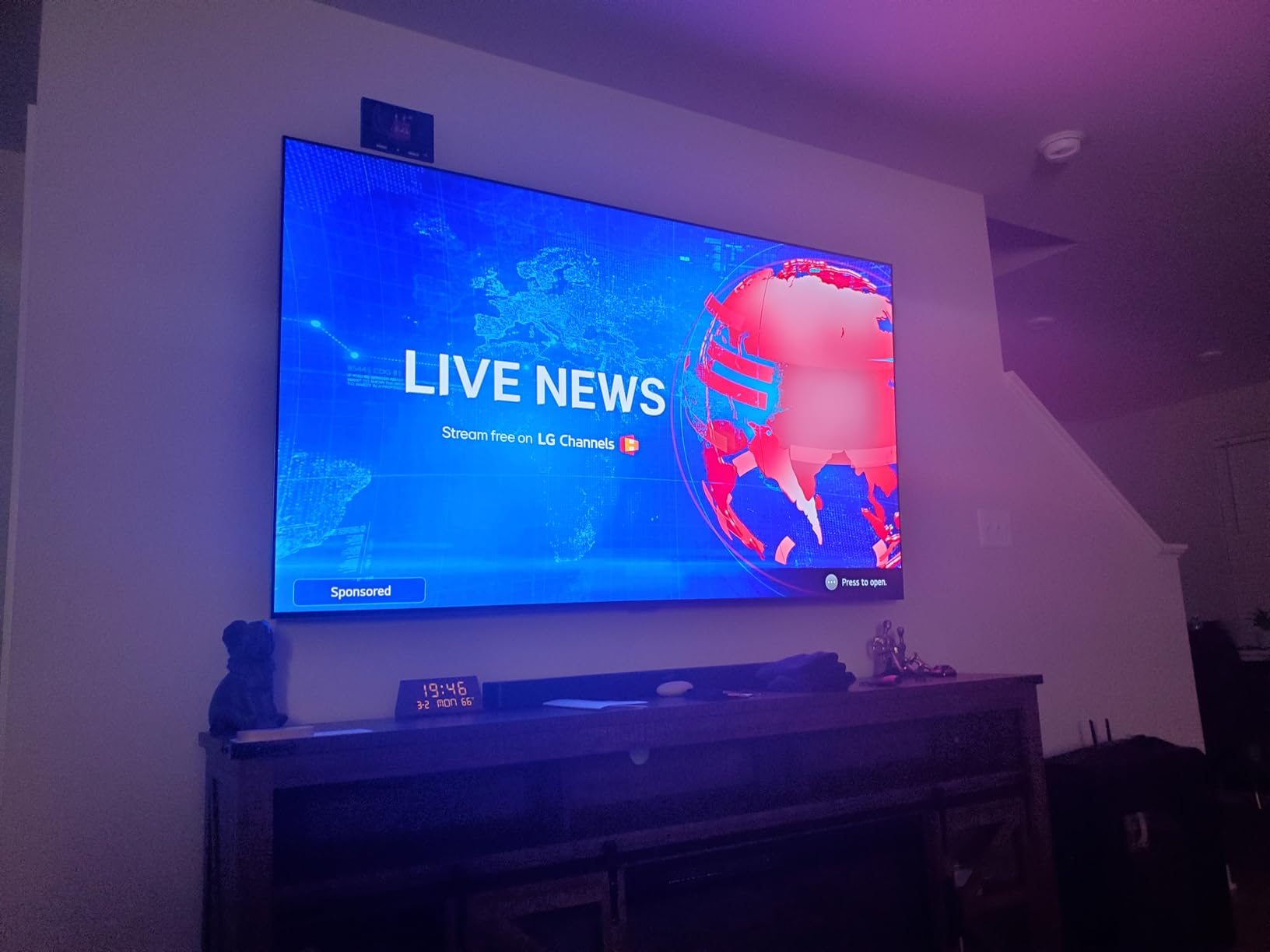 77-Inch Class OLED evo AI Super Upscaling 4K G5 Series Smart TV w/Dolby Atmos, Vision, HDR10, Filmmaker Mode, Wow Orchestra, Alexa Built-in (OLED77G5WUA, 2025) customer photo 1