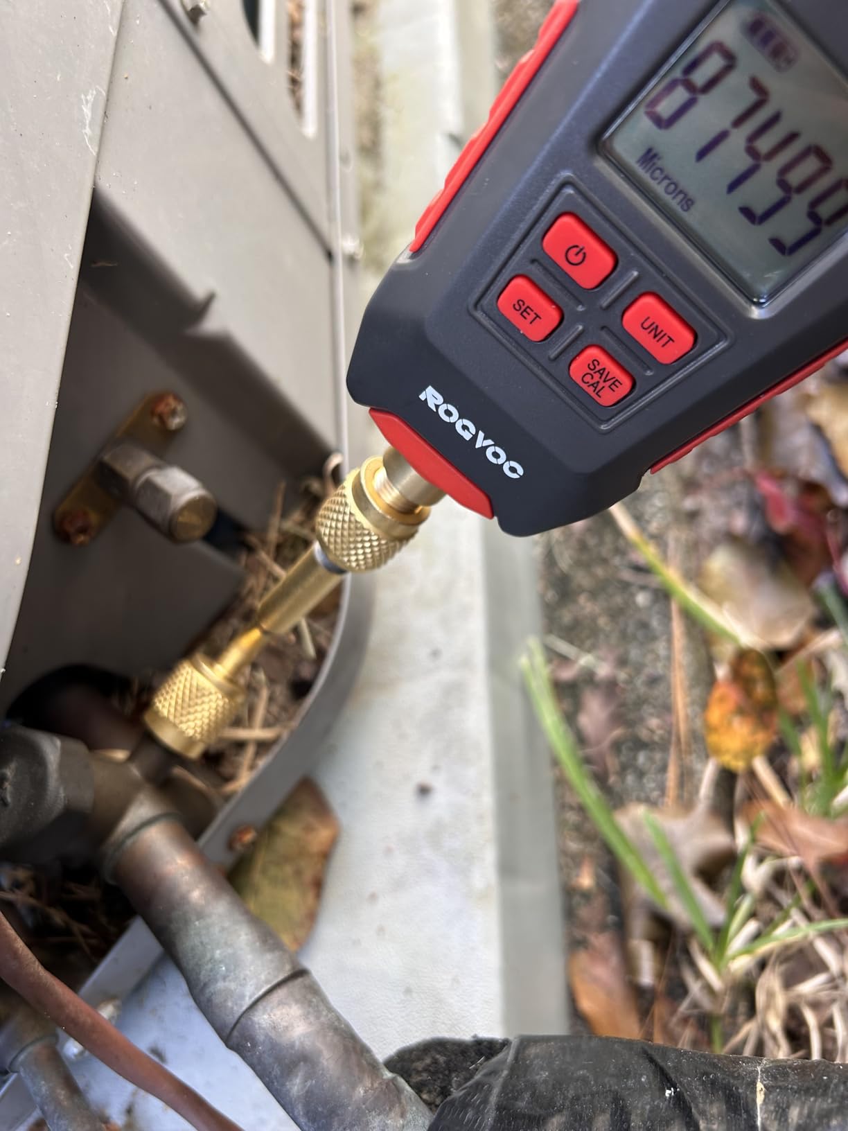 Digital Vacuum Gauge, HVAC Micron Vacuum Gauge Tester with 4 Units 7/16 inch-20 UNF, Digital Vacuum Micron Meter Set with Buzzer Alarm, 1/4 inch SAE Extension Connector Fitting customer photo 1
