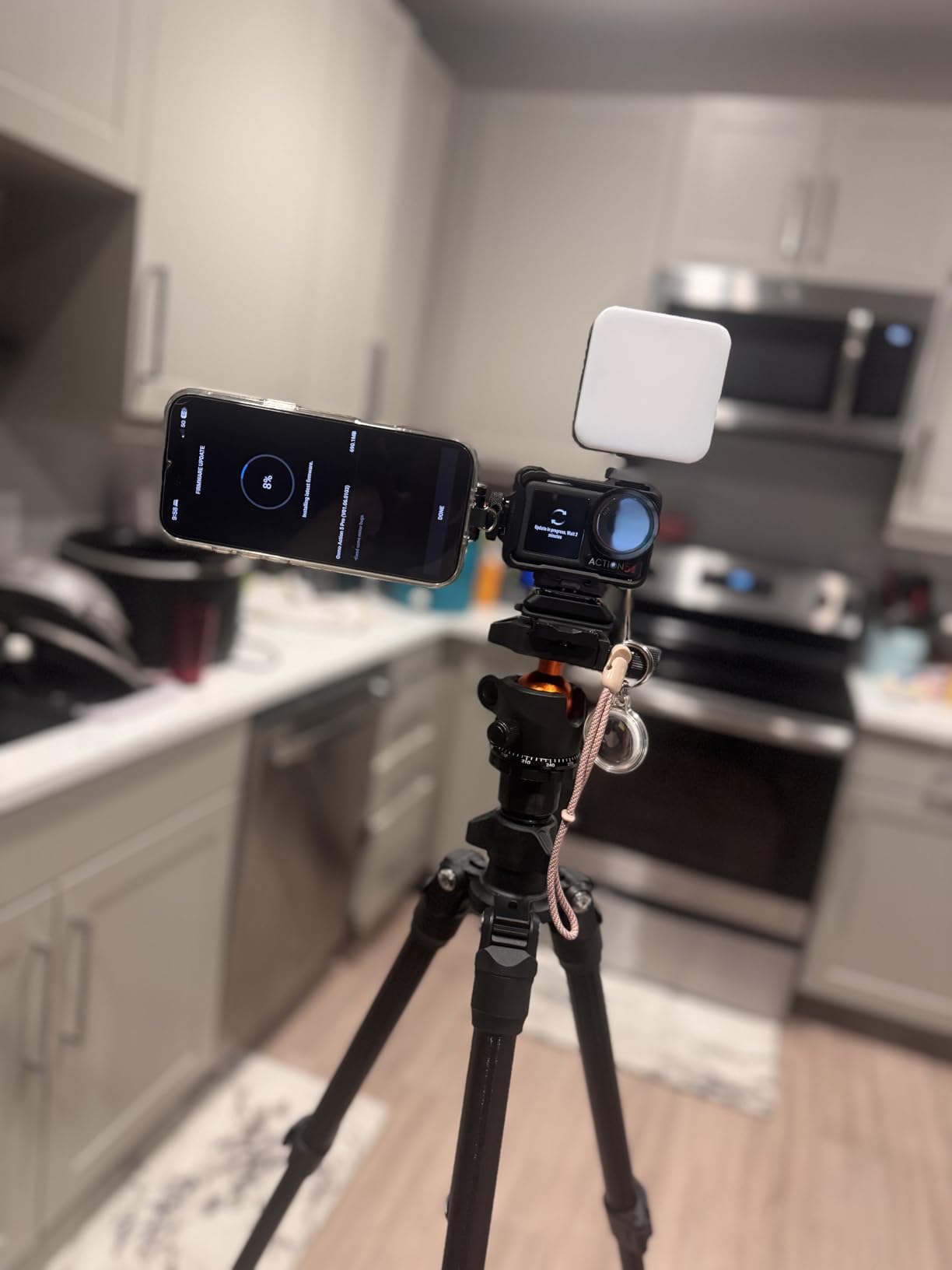 Magnetic Metal Phone Mount with Cold Shoe Mount, Adjustable Rotatable Phone Tripod Holder Adapter for iPhone 17/16/15, Camera Monitoring, Tripods, Stabilizers - SMALLRIG 5156 customer photo 1