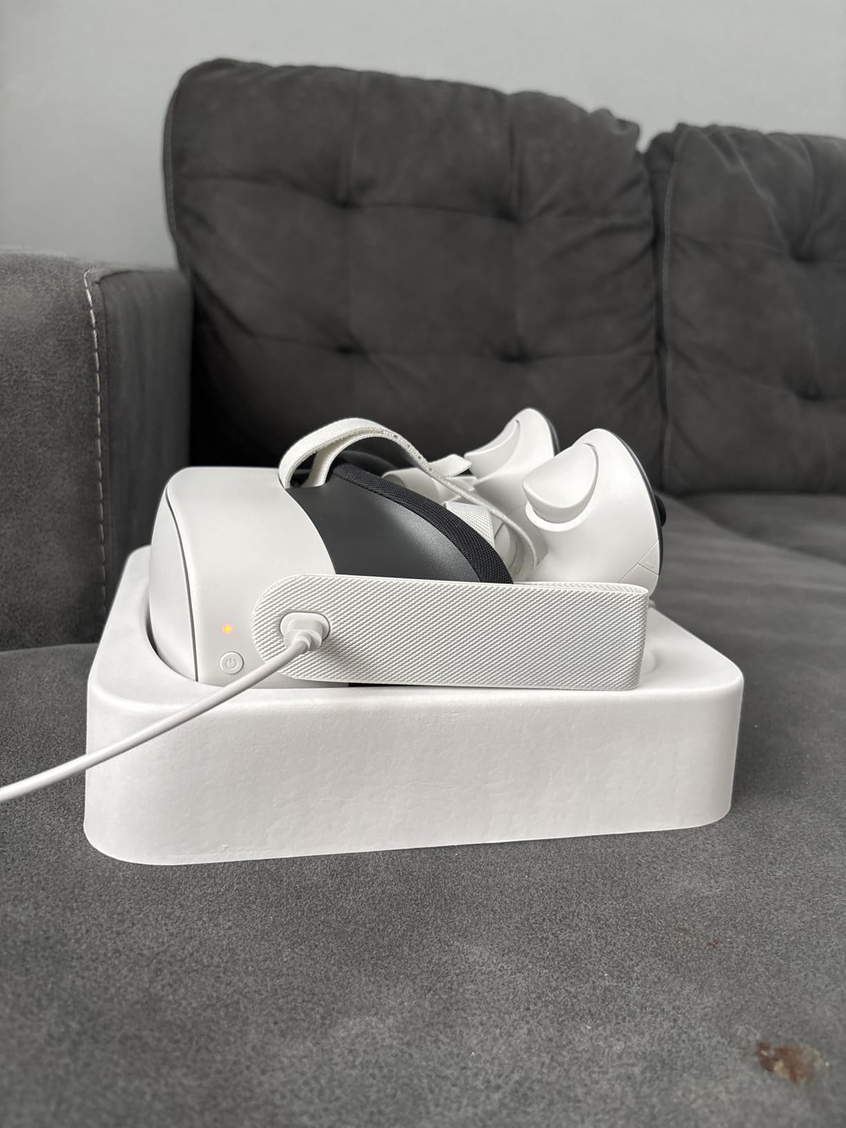 Quest 3S 128GB | VR Headset - Thirty-Three Percent More Memory - 2X Graphical Processing Power - Virtual Reality Without Wires - Access to 40+ Games with a 3-Month Trial of Meta Horizon+ Included customer photo 2