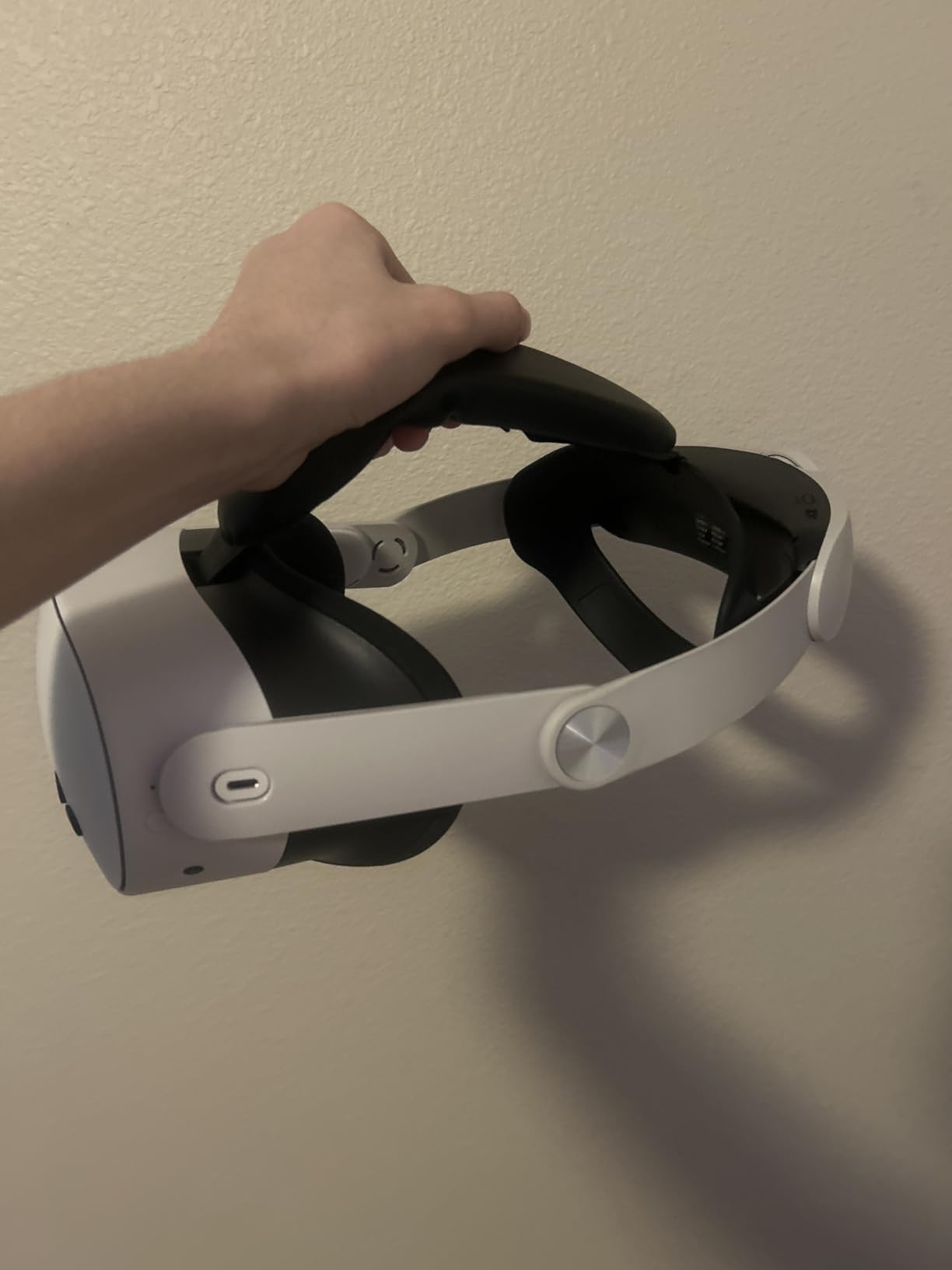 20000mAh Battery Head Strap Compatible with Meta/Oculus Quest 3 & 3S - Includes 2 Rechargeable Magnetic Battery Packs for Charging and Extended Playtime - Adjustable Head Strap Accessories customer photo 1