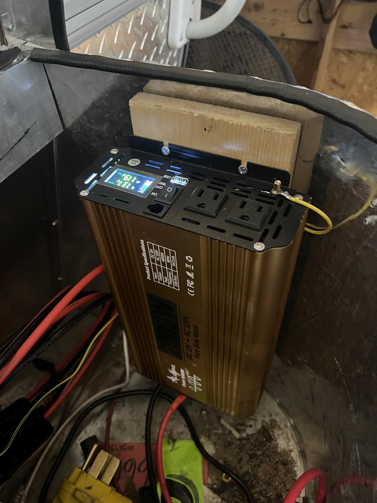 2000 Watt Inverter 12V DC to 110V/120V AC, Pure Sine Wave Inverter for Truck/RV/Home/Solar/Off-Grid, Surge 4000W Pure Sine Power with 2 AC Sockets, 5V 3.4A USB, Digital Display, Remote Controller customer photo 2