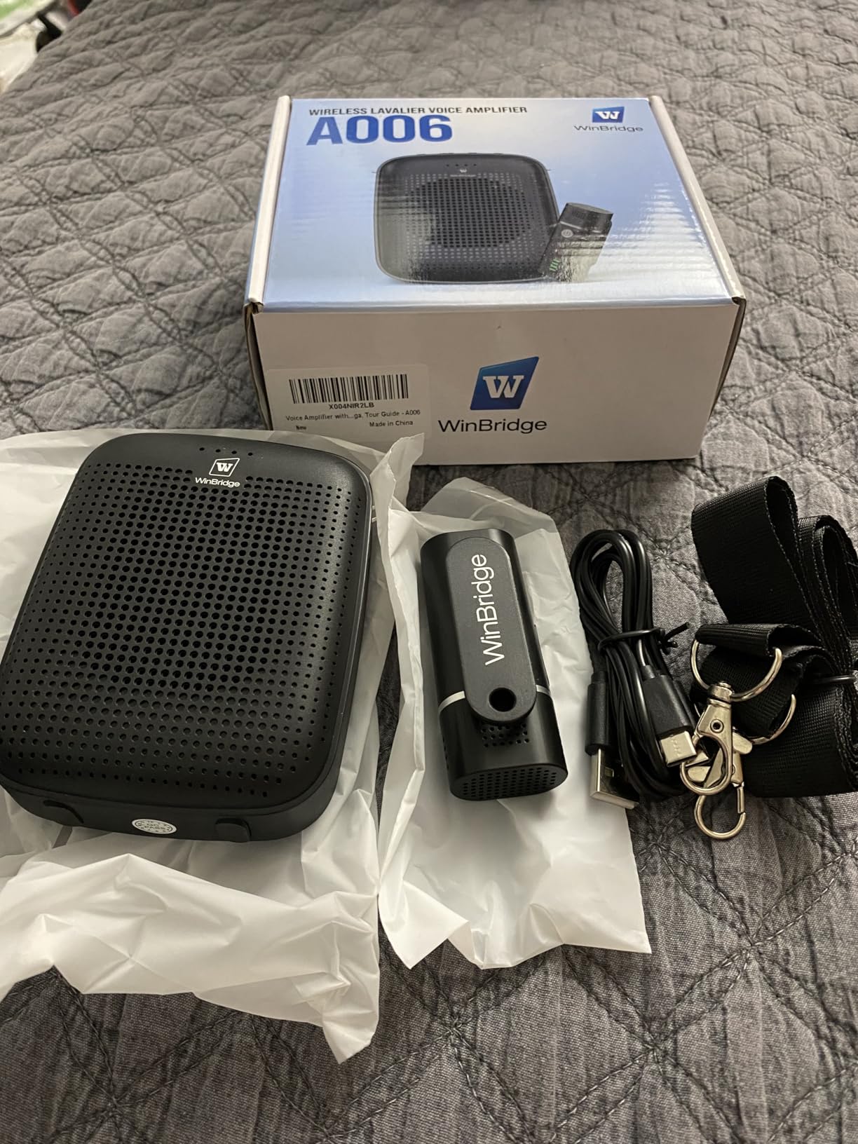 Voice Amplifier with Wireless Lapel Microphone - Personal Megaphone for Teachers, 15W Portable Mini Bluetooth PA System and Clip-on Lavalier Mic for Classroom, Speech, Yoga, Tour Guide - A006 customer photo 2