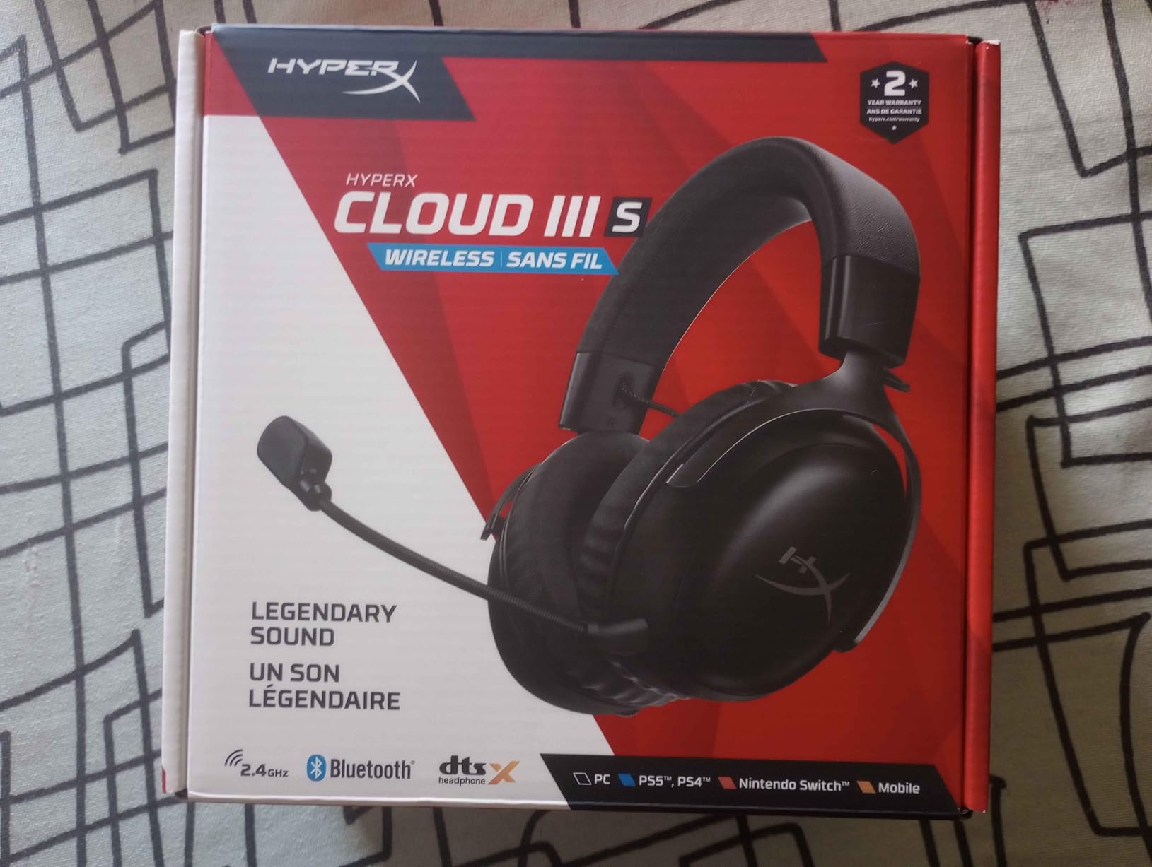 HyperX Cloud III S - Wireless Gaming Headset, 2.4GHz, Bluetooth, Battery Life up to 120 Hours 2.4GHz / 200 Hours Bluetooth, 53mm Angled Drivers, 10mm Detachable Mic, Customizable - Black/Red customer photo 2