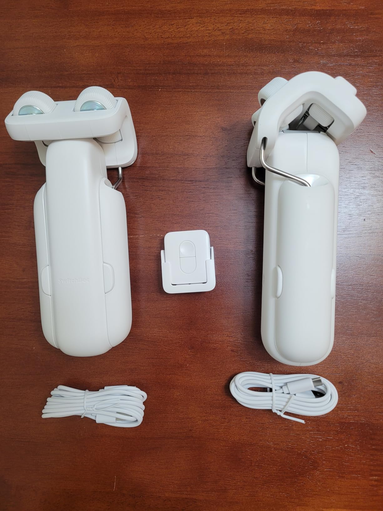 SwitchBot 2025 Automatic Curtain Opener 3 Rod-Bluetooth Remote Control, WiFi&Smartphone Control, Upgraded High-Performance, Add Hub to Compatible with Alexa, Google Home, HomeKit customer photo 1