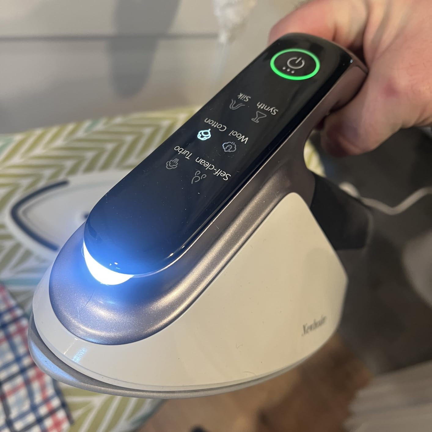 Newbealer Steam Generator Iron, 1500W Turbo Steamer for Clothes, 2 Bar Pressure Clothes Iron, 4 Steam & 4 Dry Heat Modes, Fast Heat-Up, 350ml Detachable Tank, Auto-Off, Self-Cleaning (Gold) customer photo 2