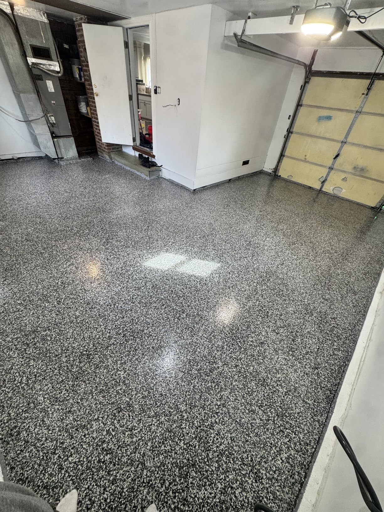 DWIL Garage Floor Epoxy Kit with Primer, Garage Floor Paint with Tools, Epoxy Coating for Concrete - High Gloss, Water-based, Low Odor - 1 Car Kit, Light Gray customer photo 2